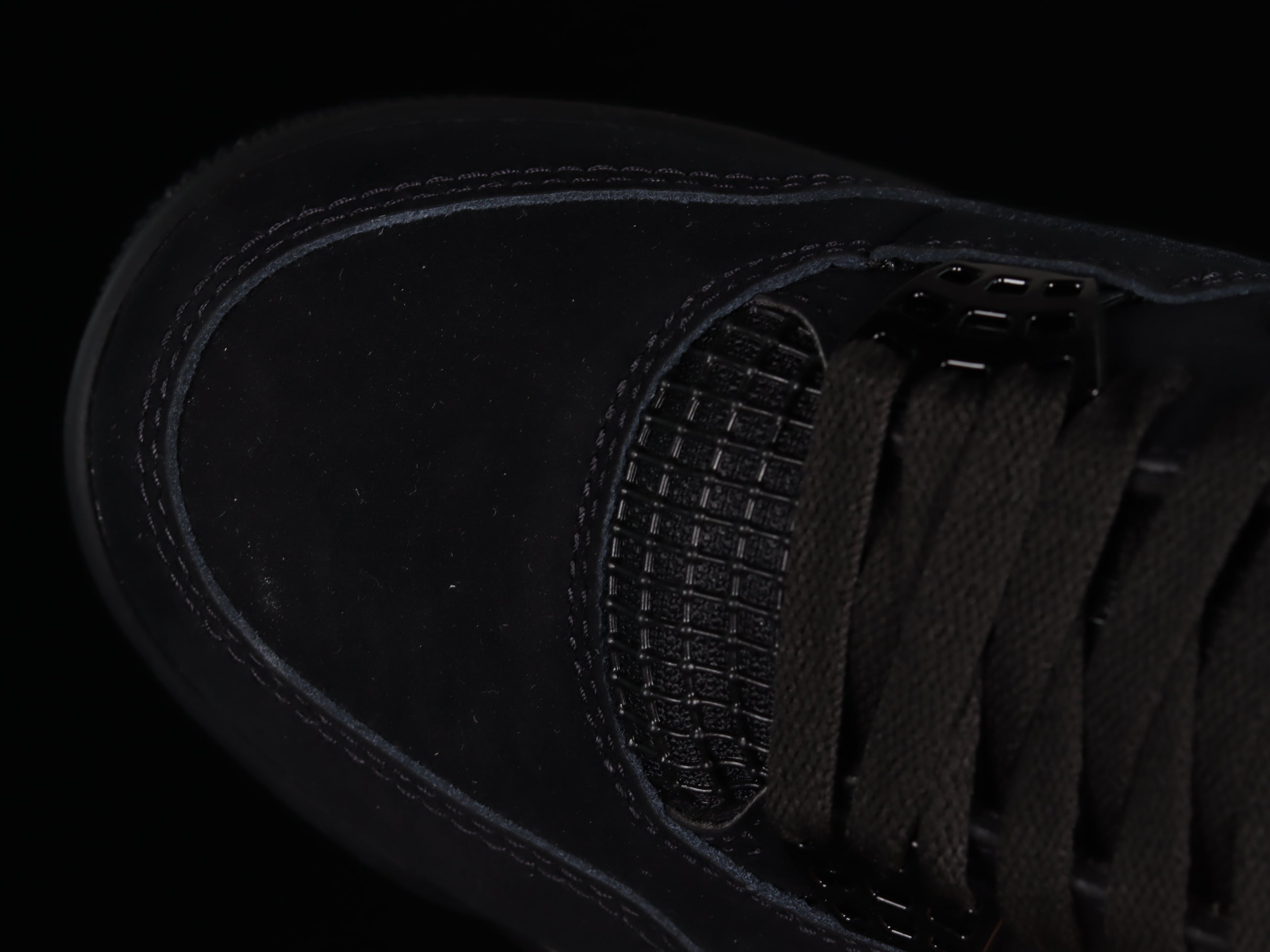 Jordan 4 Black Cat