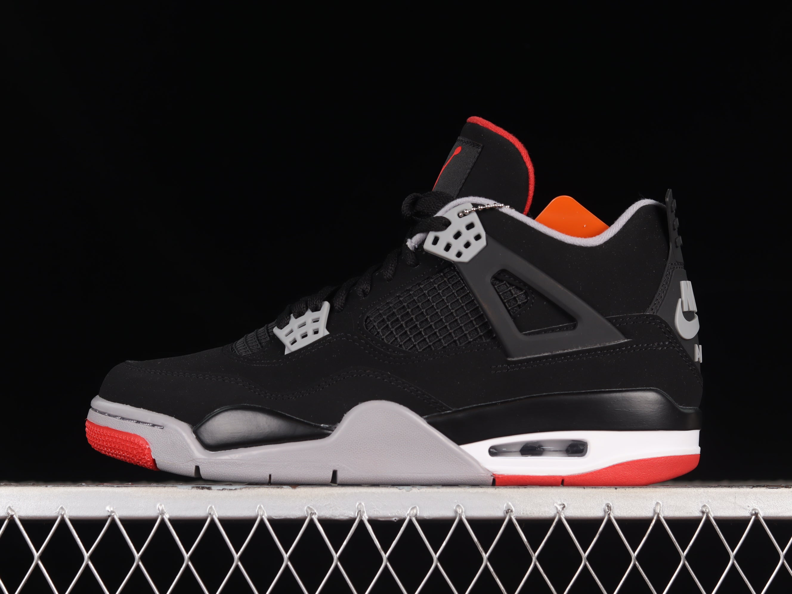 Jordan 4 Bred