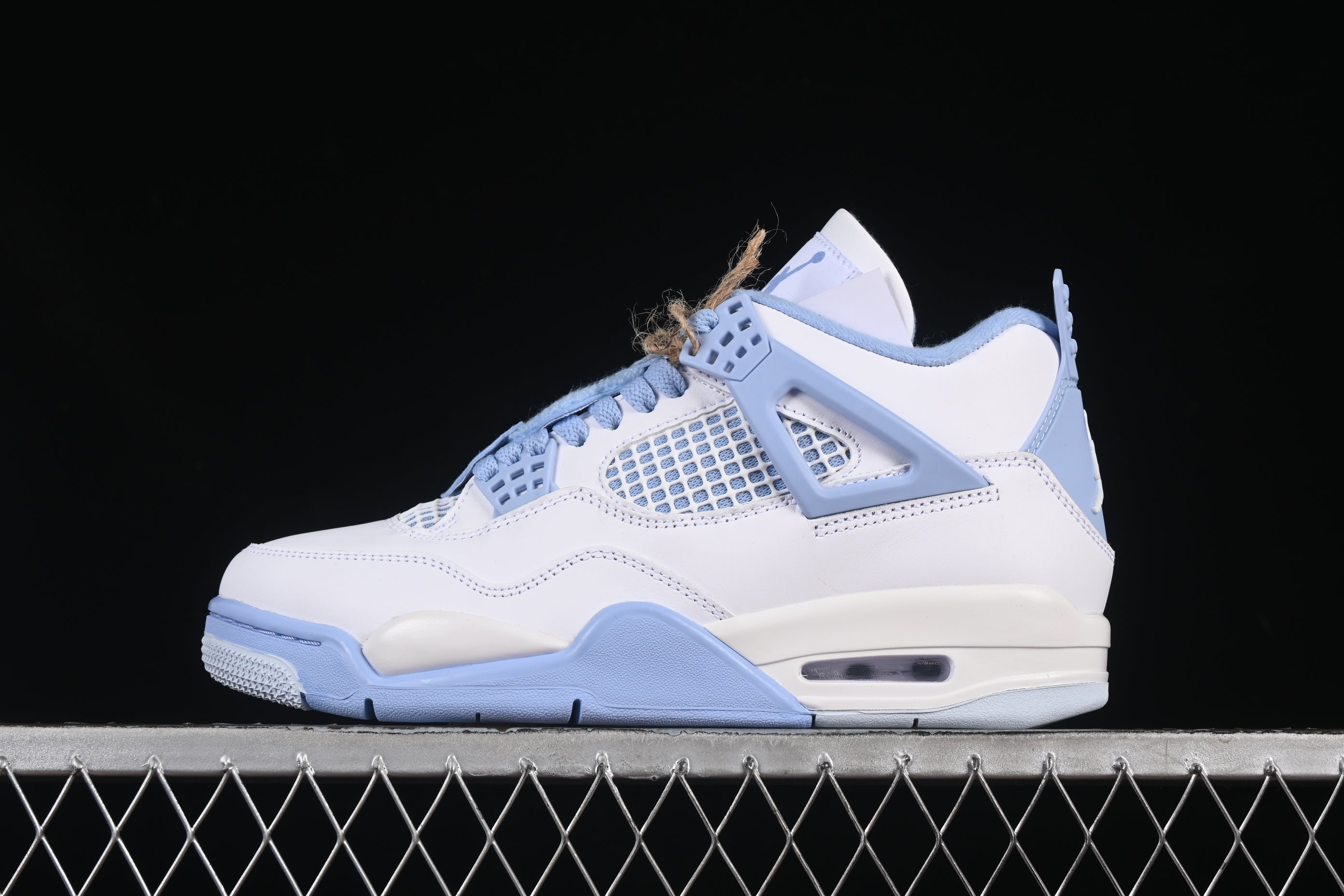 Jordan 4 Forget Me Not