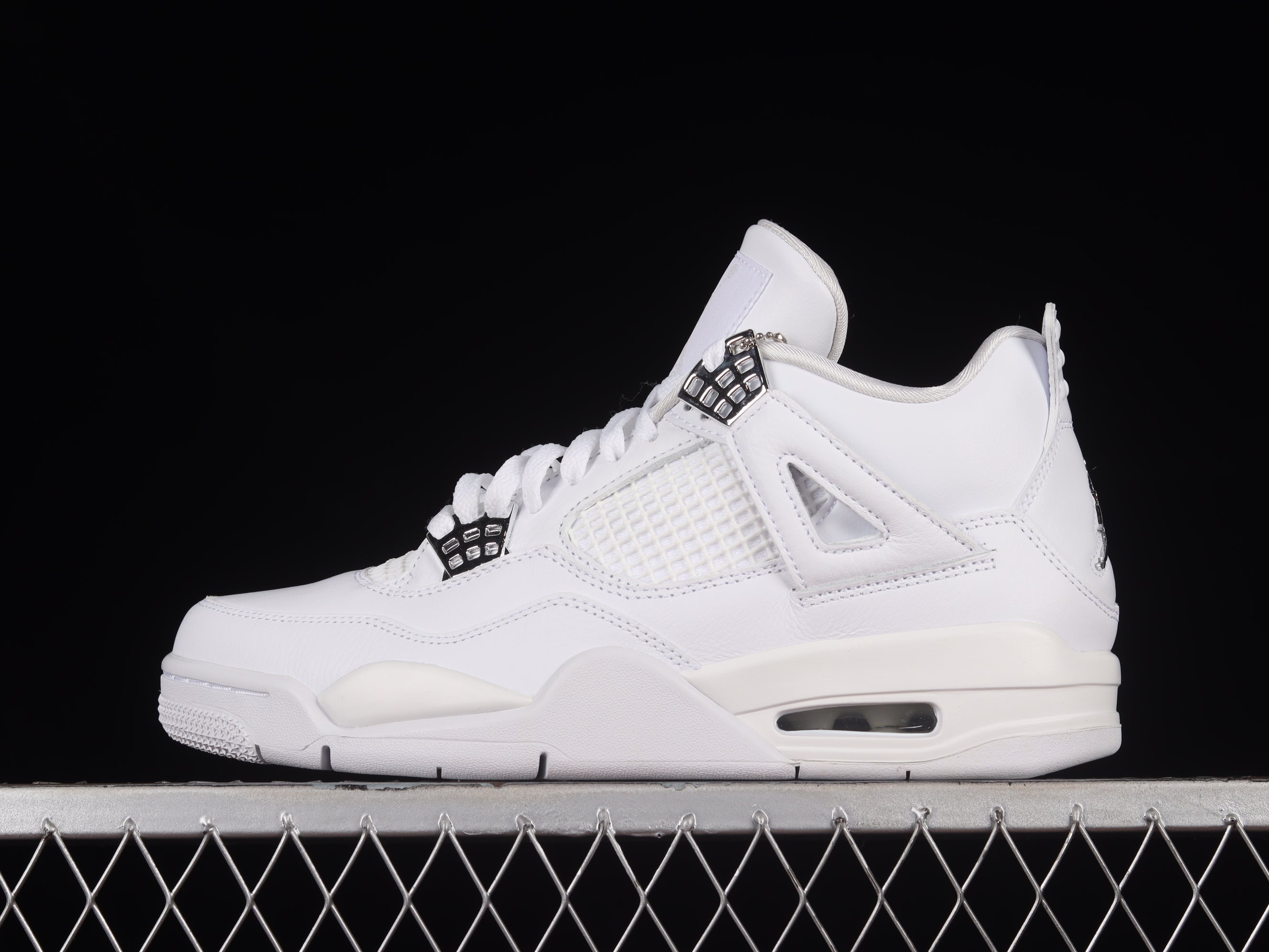Jordan 4 Pure Money