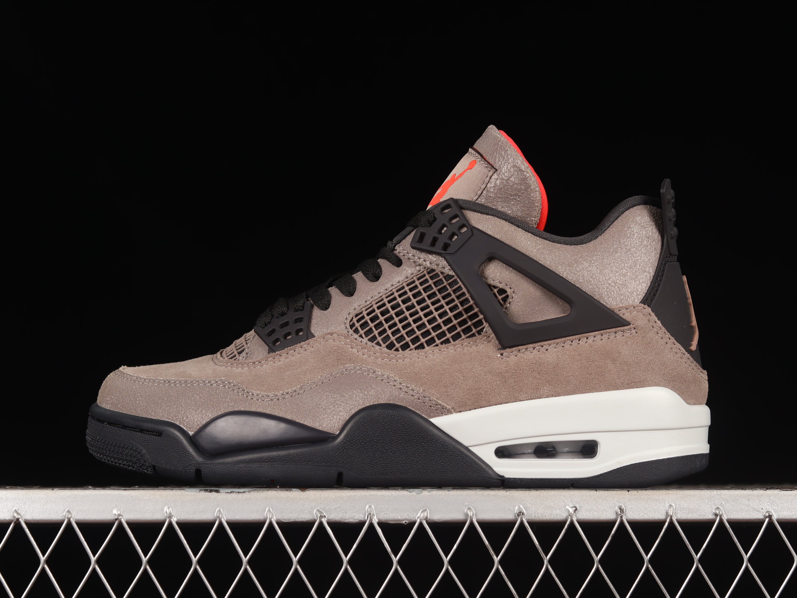 Jordan 4 Taupe Haze