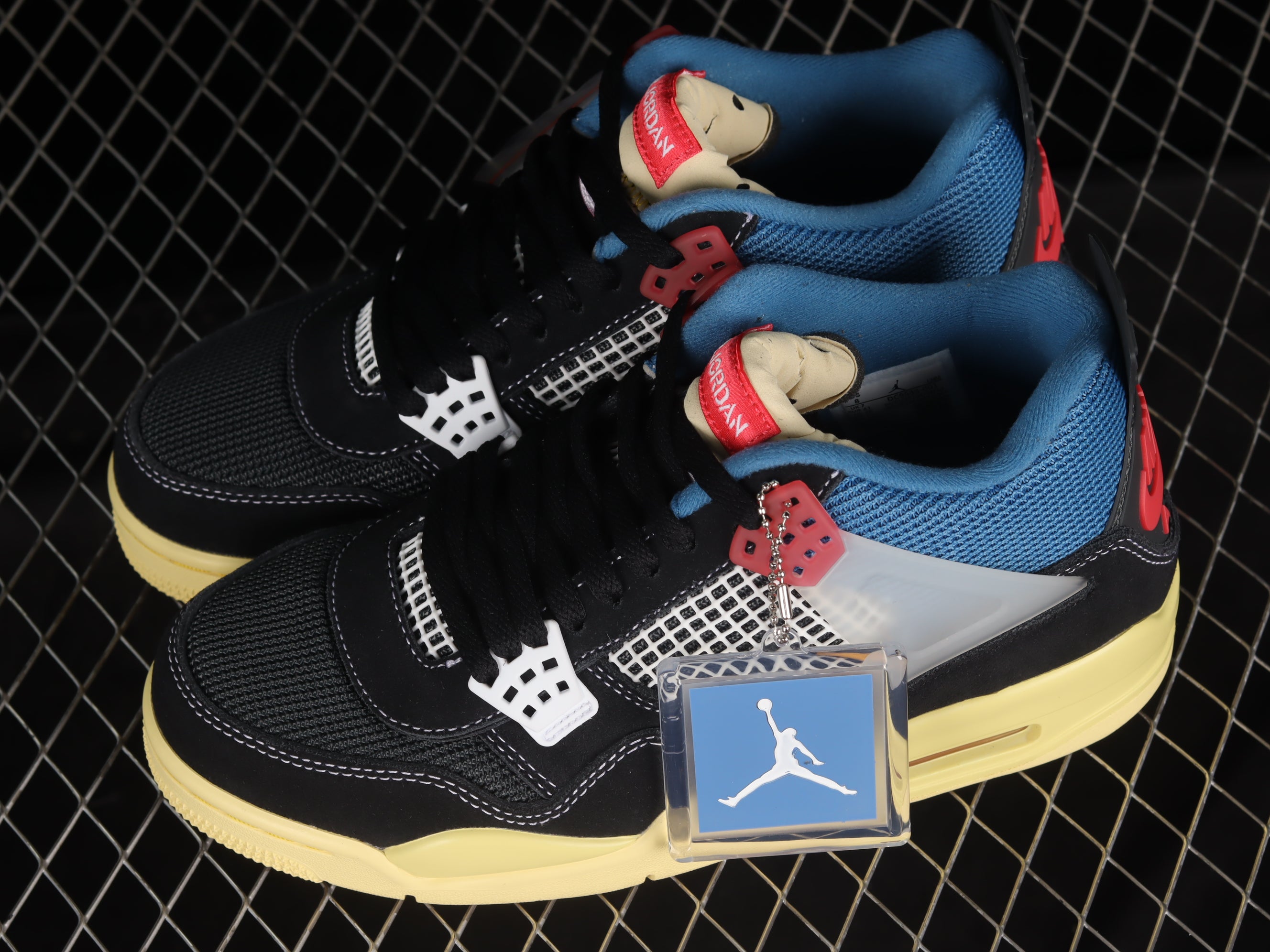 Jordan 4 Union Off Noir
