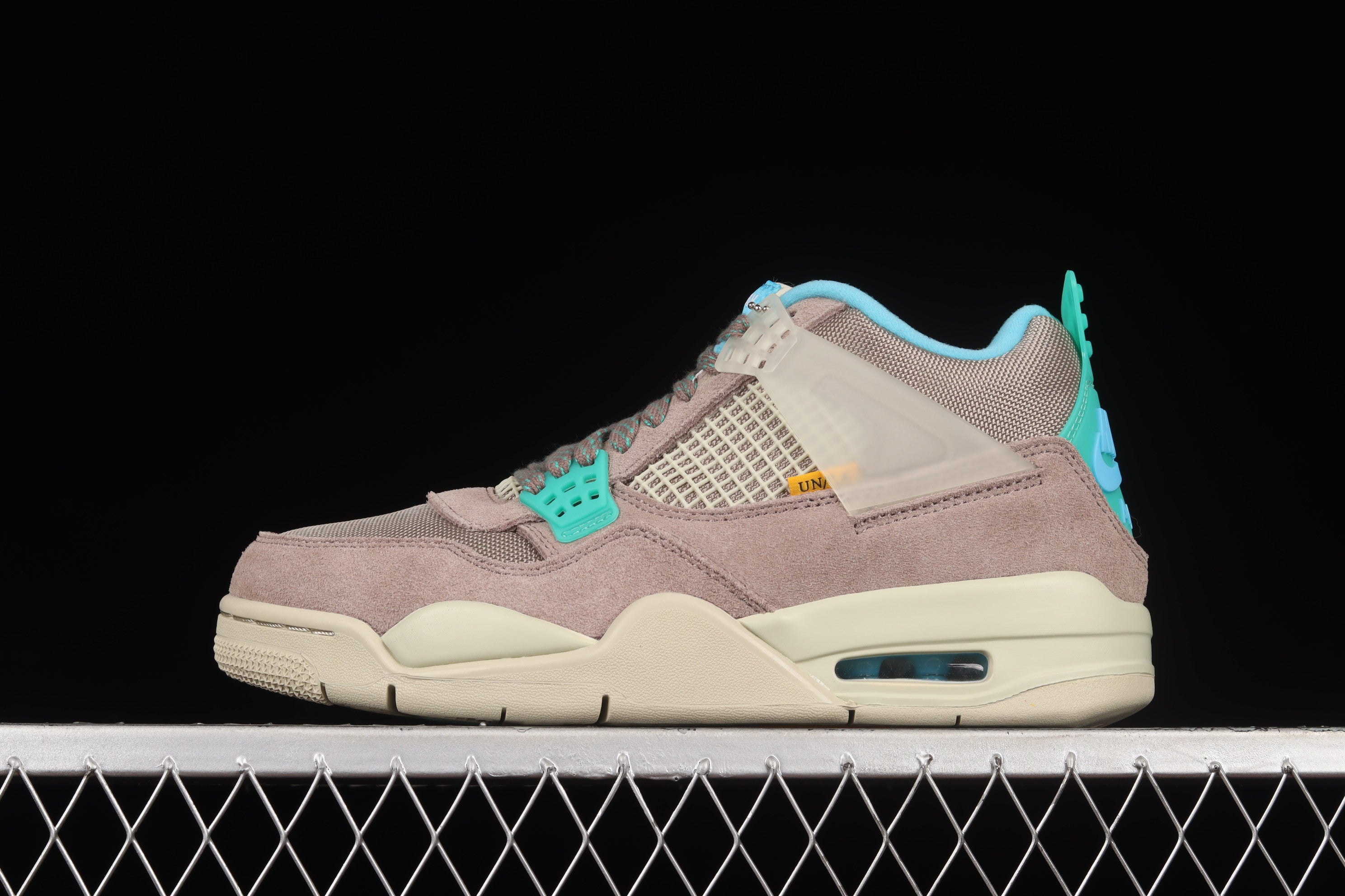 Jordan 4 Union Taupe Haze