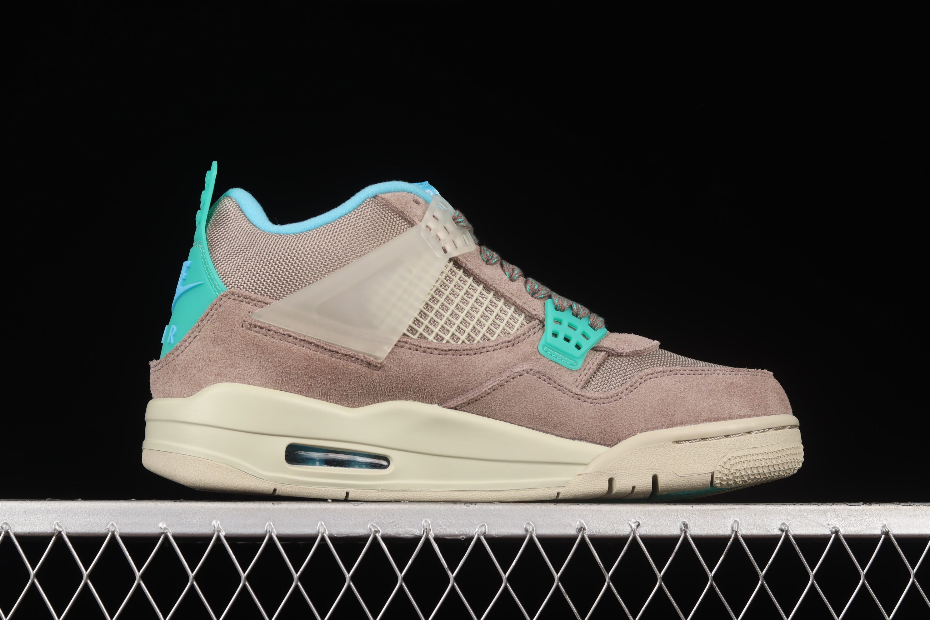 Jordan 4 Union Taupe Haze