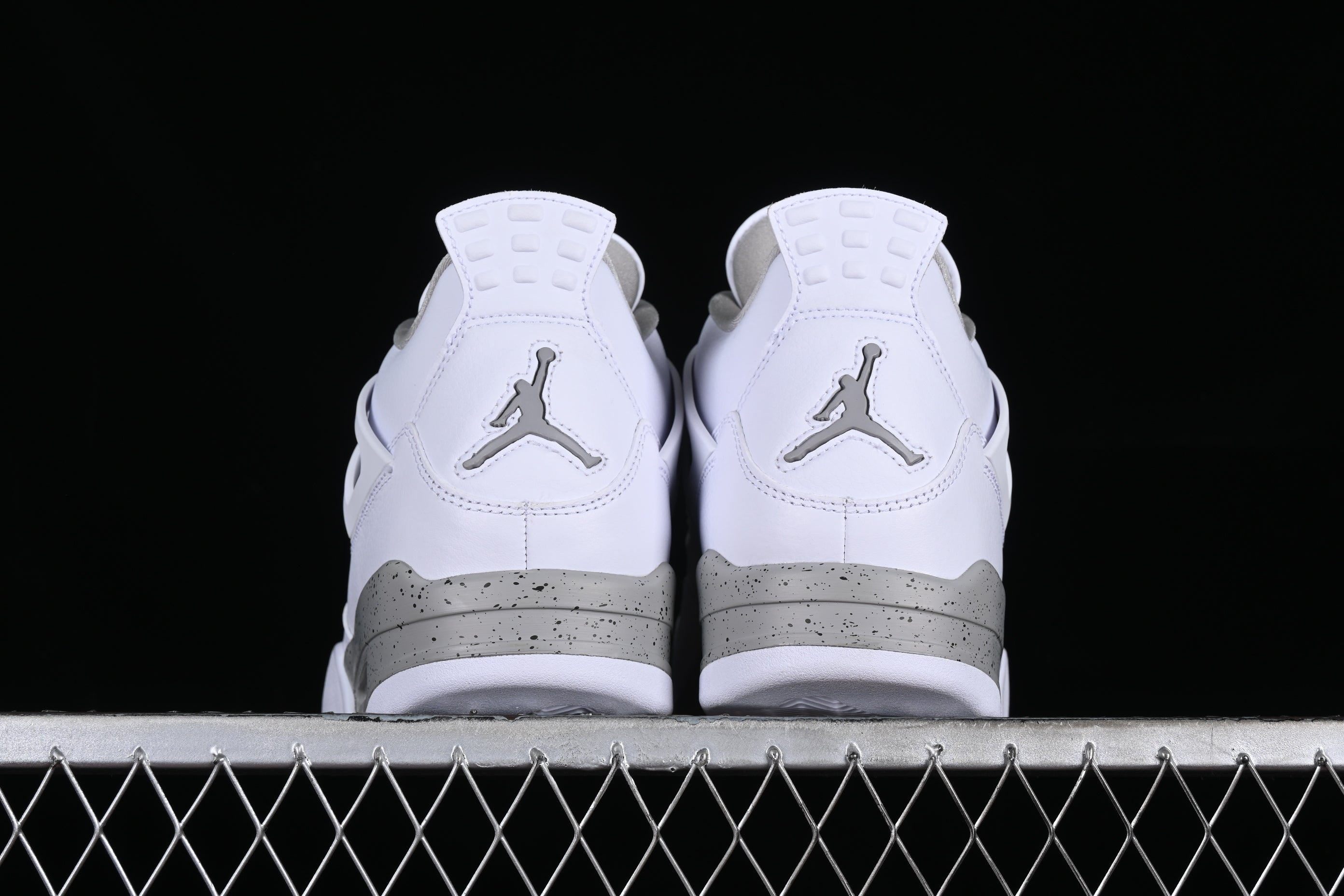 Jordan 4 White Oreo