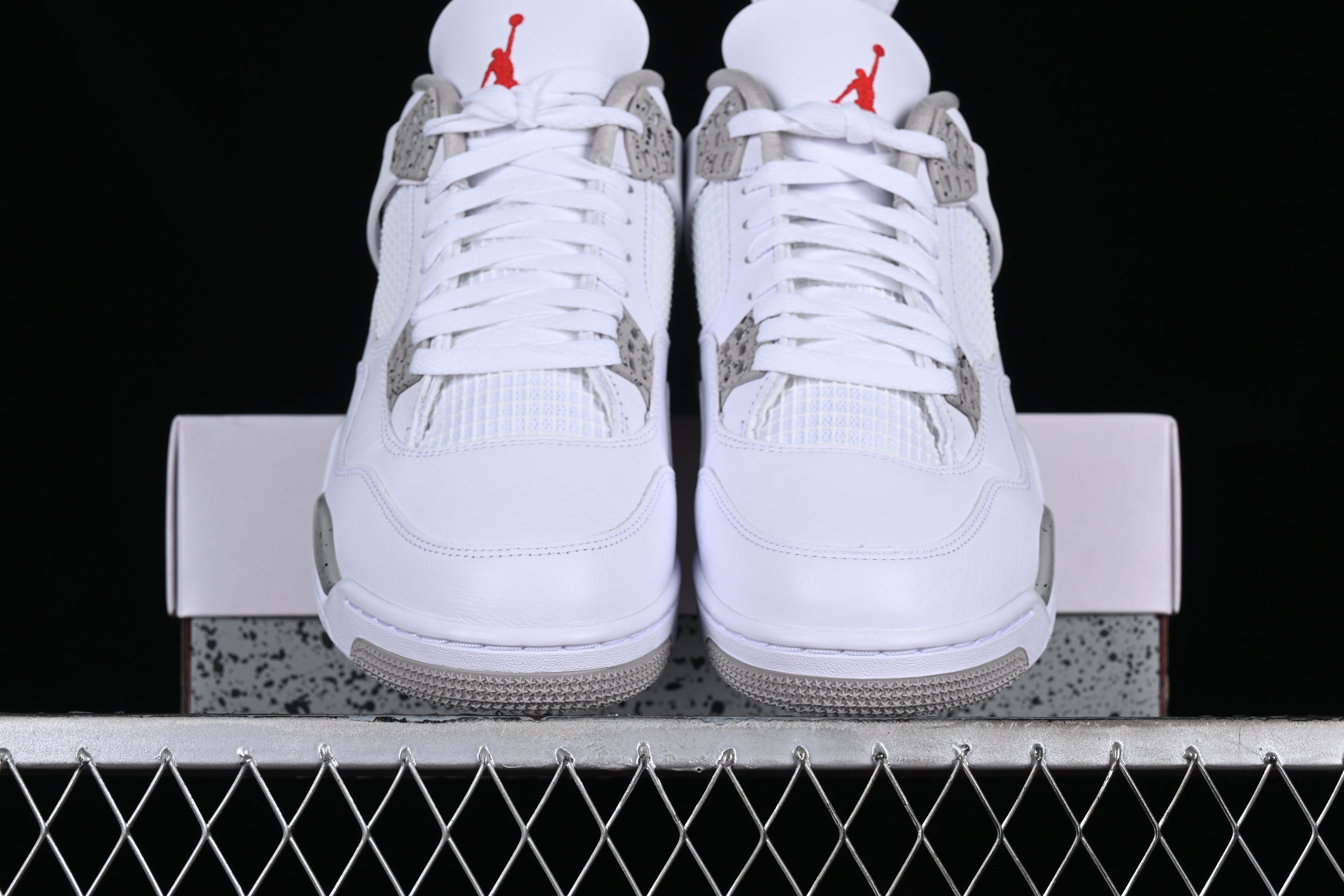 Jordan 4 White Oreo