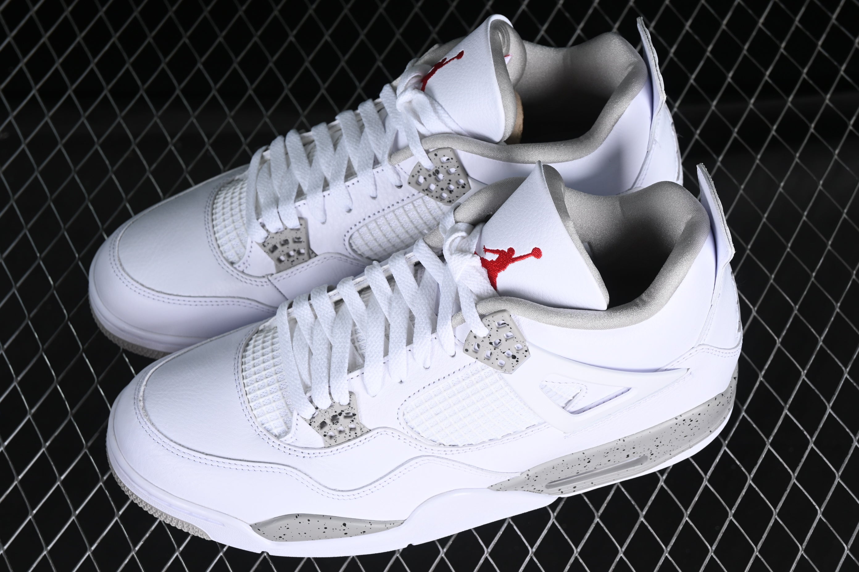 Jordan 4 White Oreo