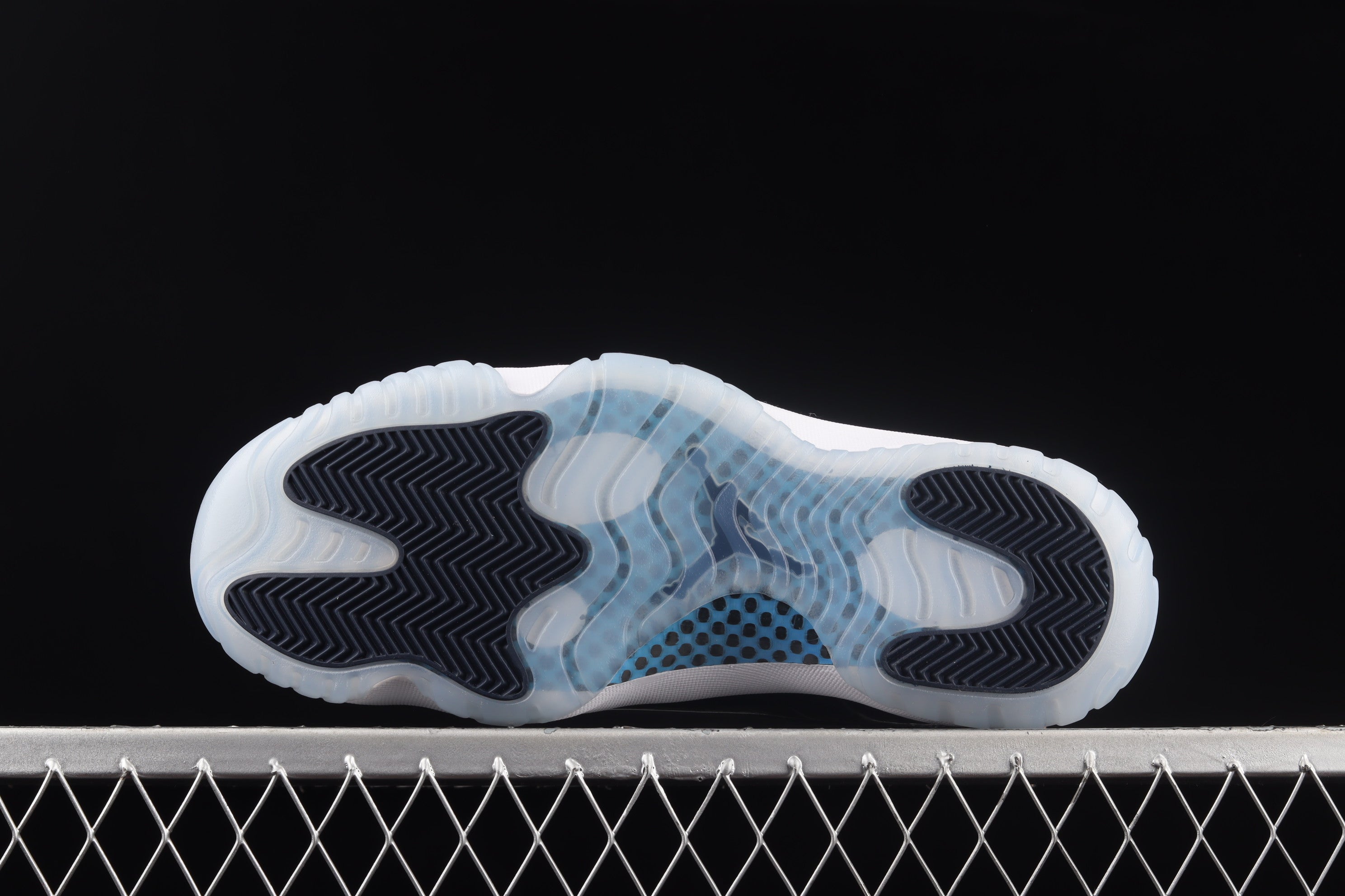 Jordan 11 UNC Win Like 82