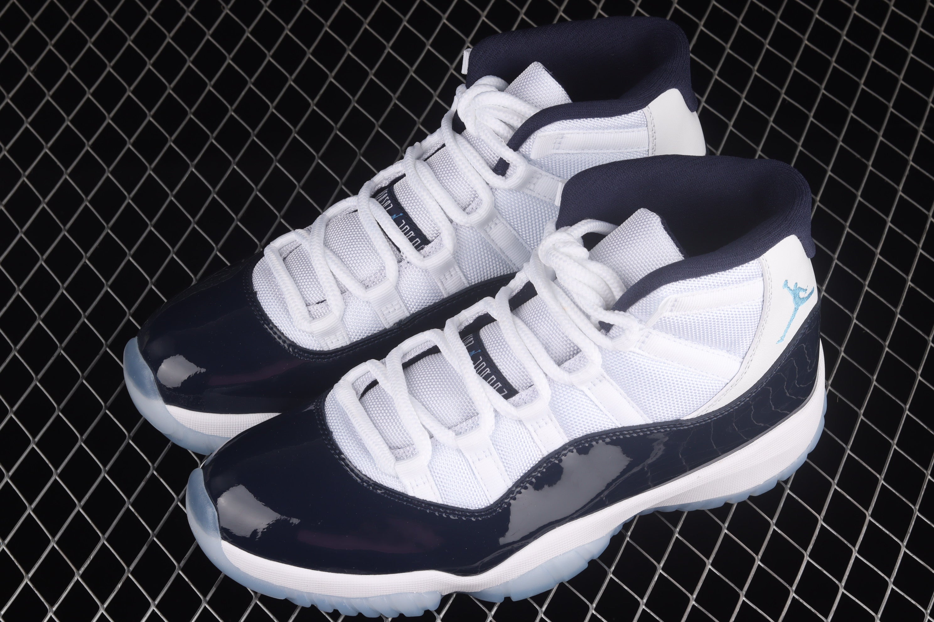 Jordan 11 UNC Win Like 82