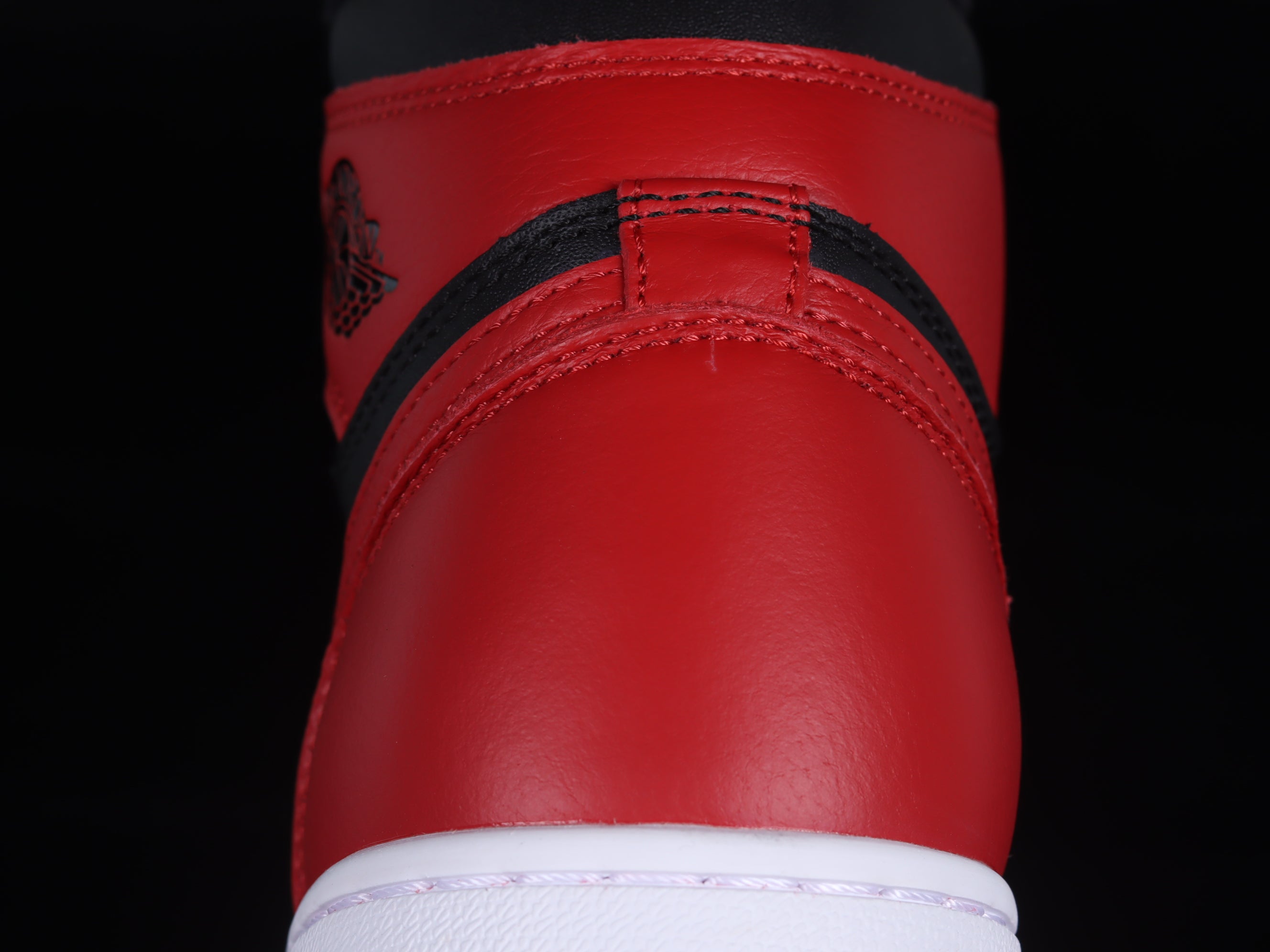 Jordan 1 Bred Banned(2016)