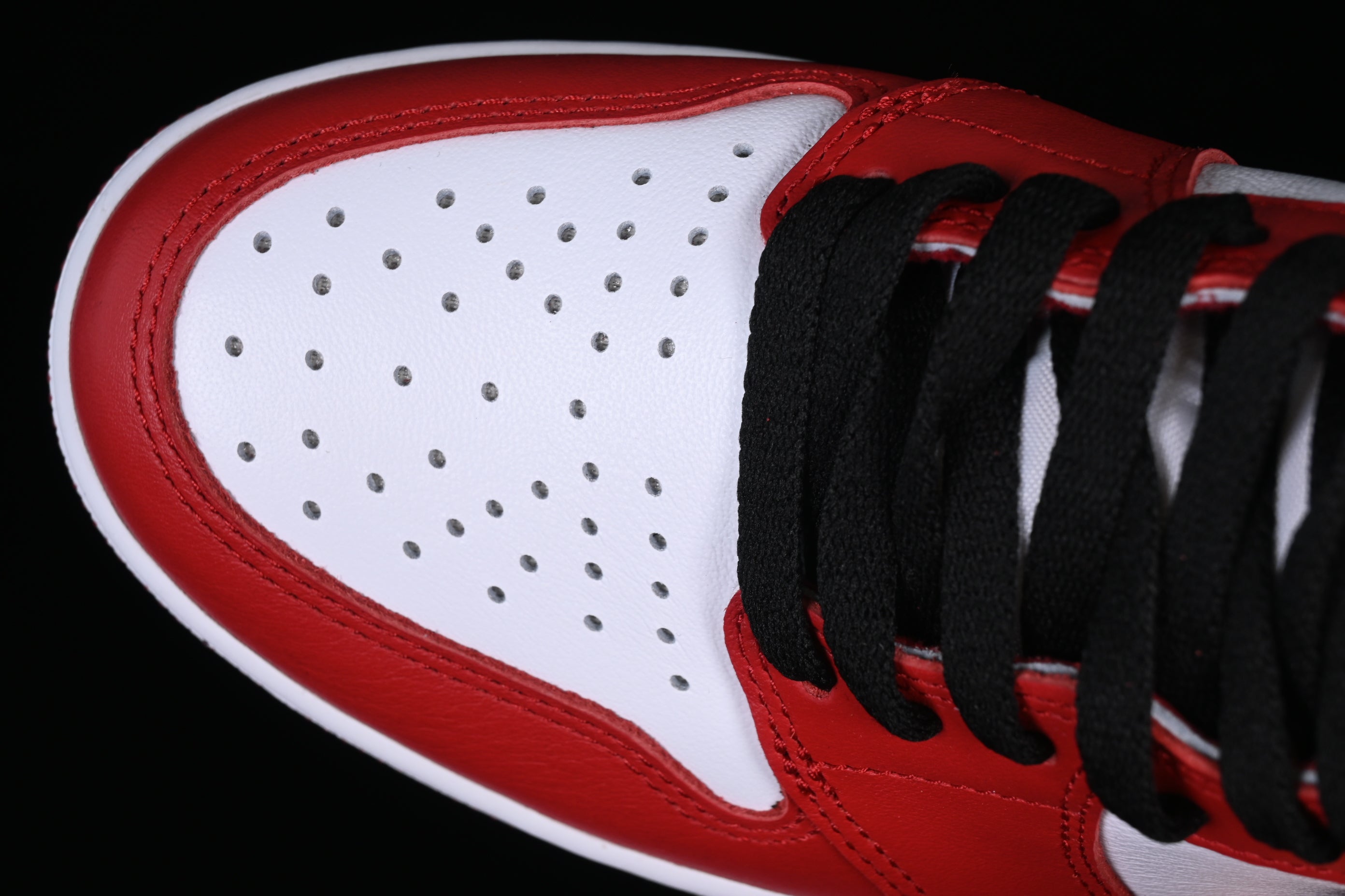 Jordan 1 Chicago