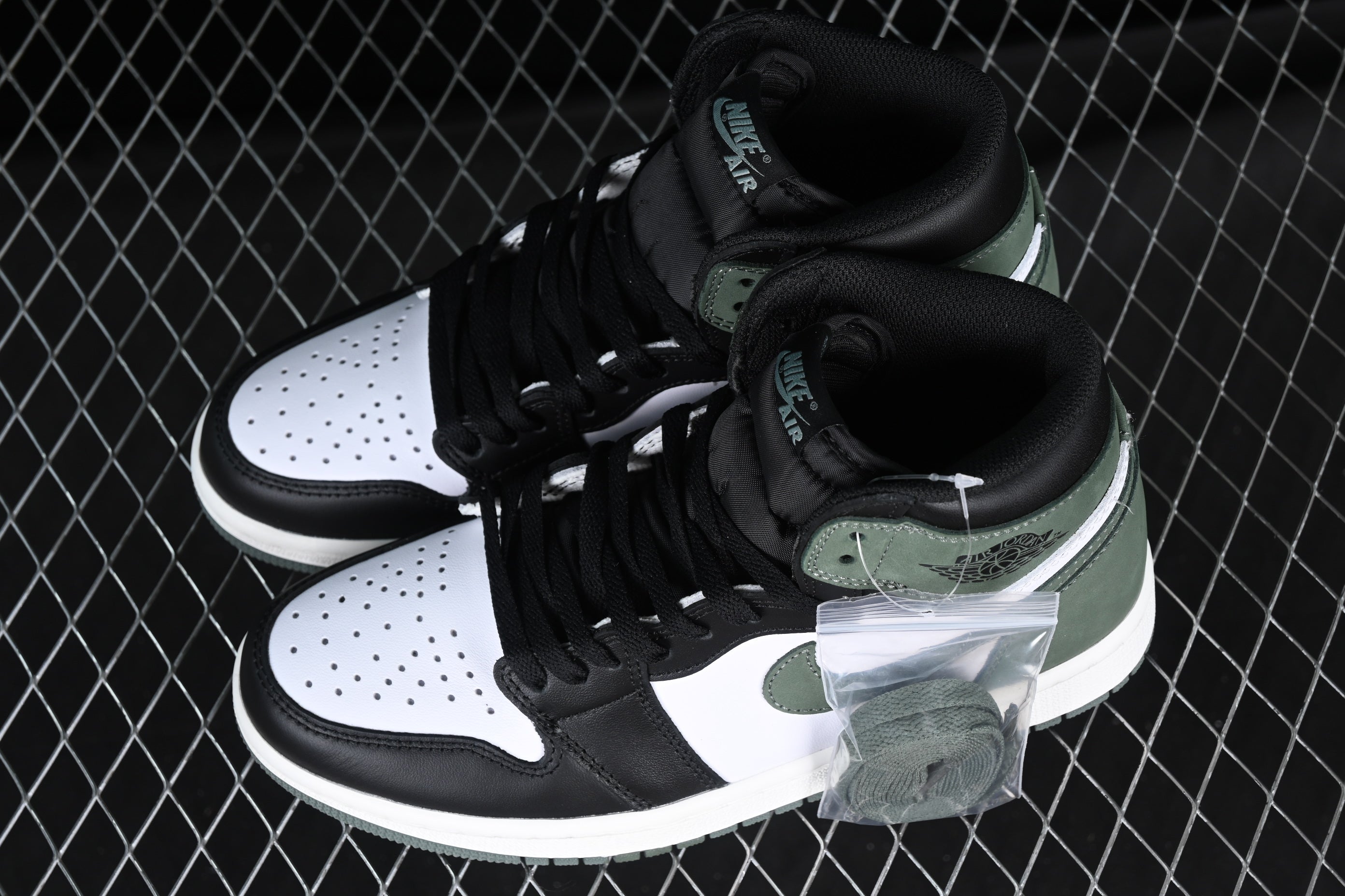 Jordan 1 Clay Green