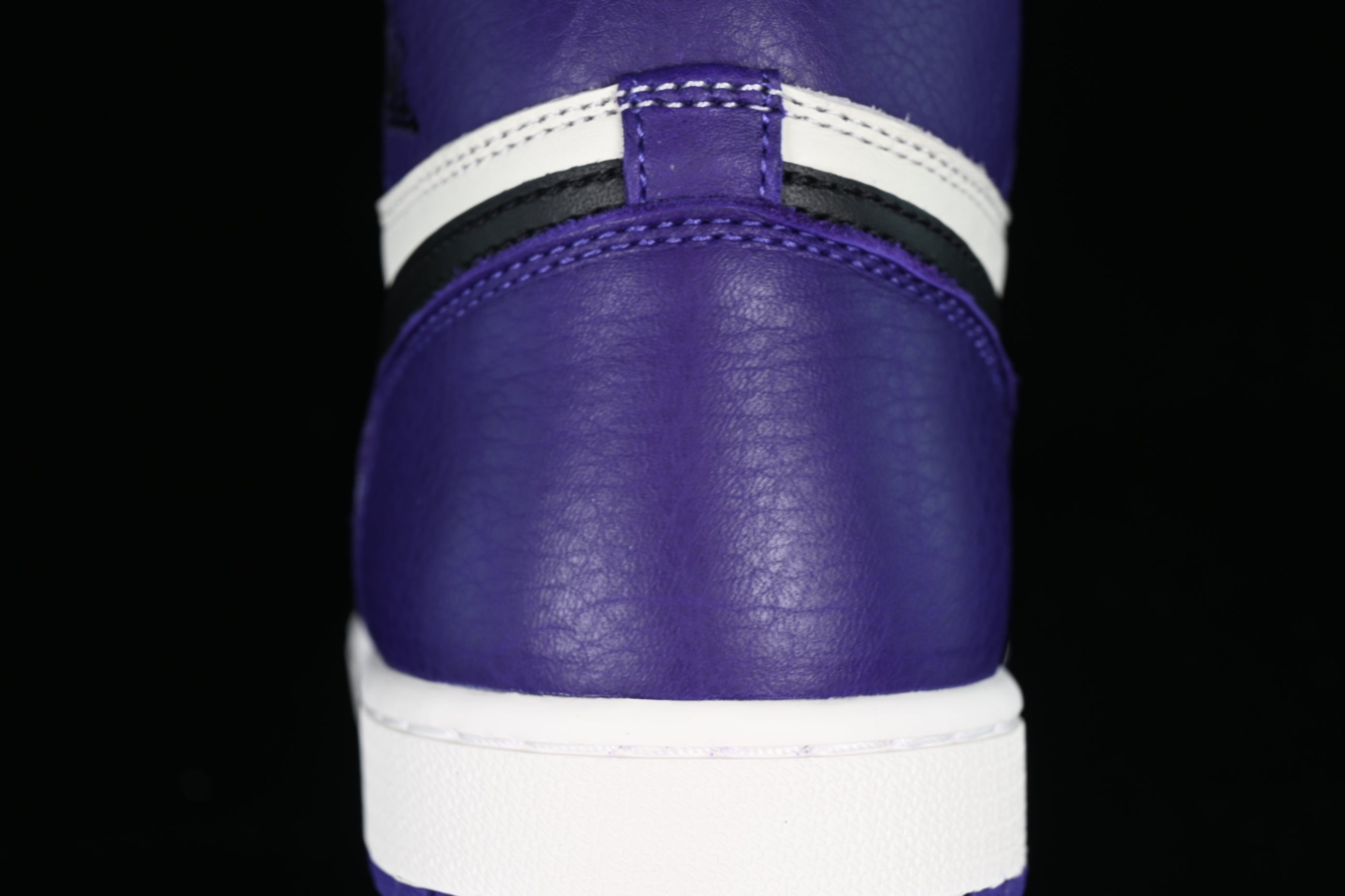Jordan 1 Court Purple