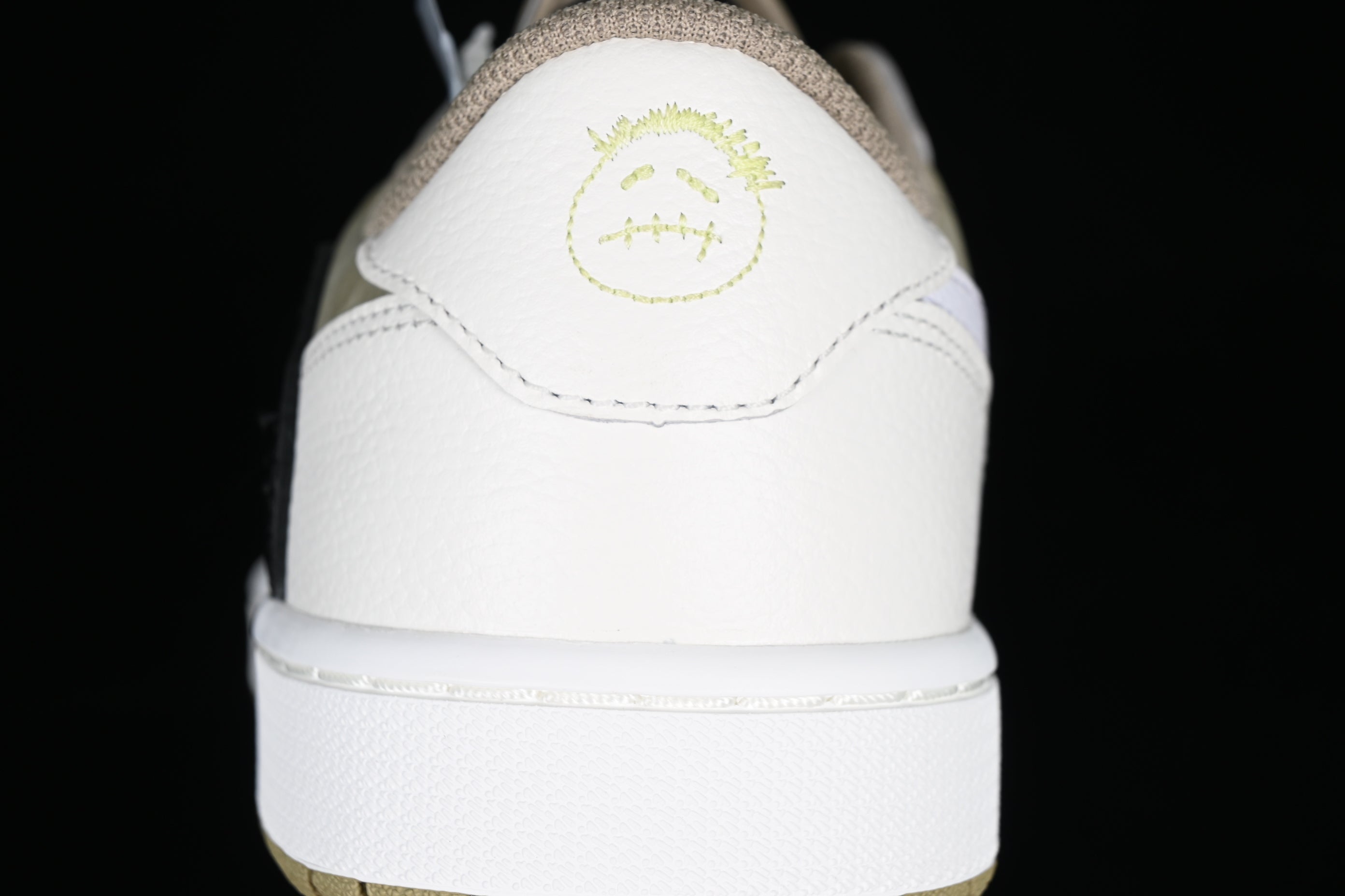 Jordan 1 Golf Travis Scott Neutral Olive