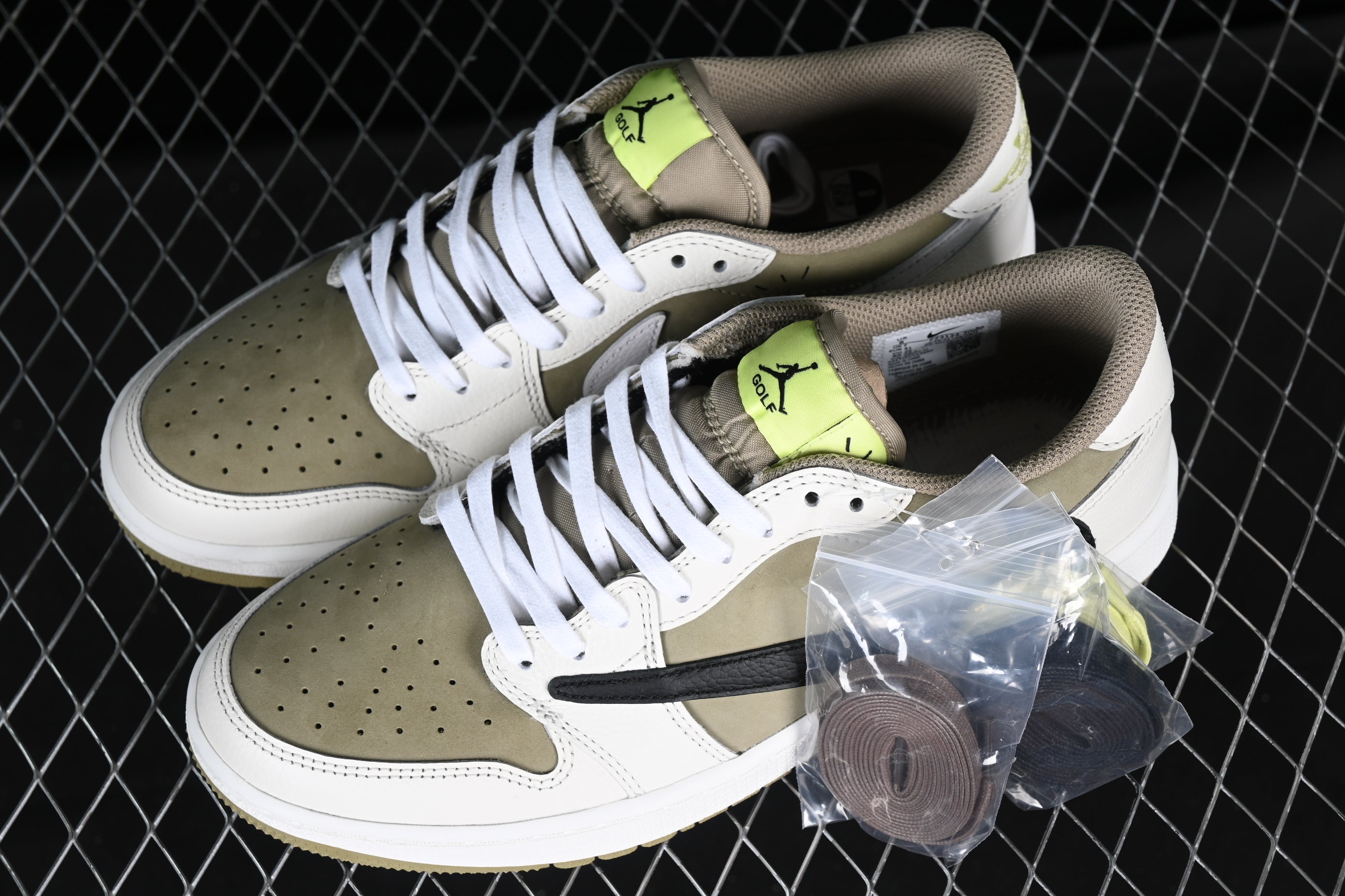 Jordan 1 Golf Travis Scott Neutral Olive