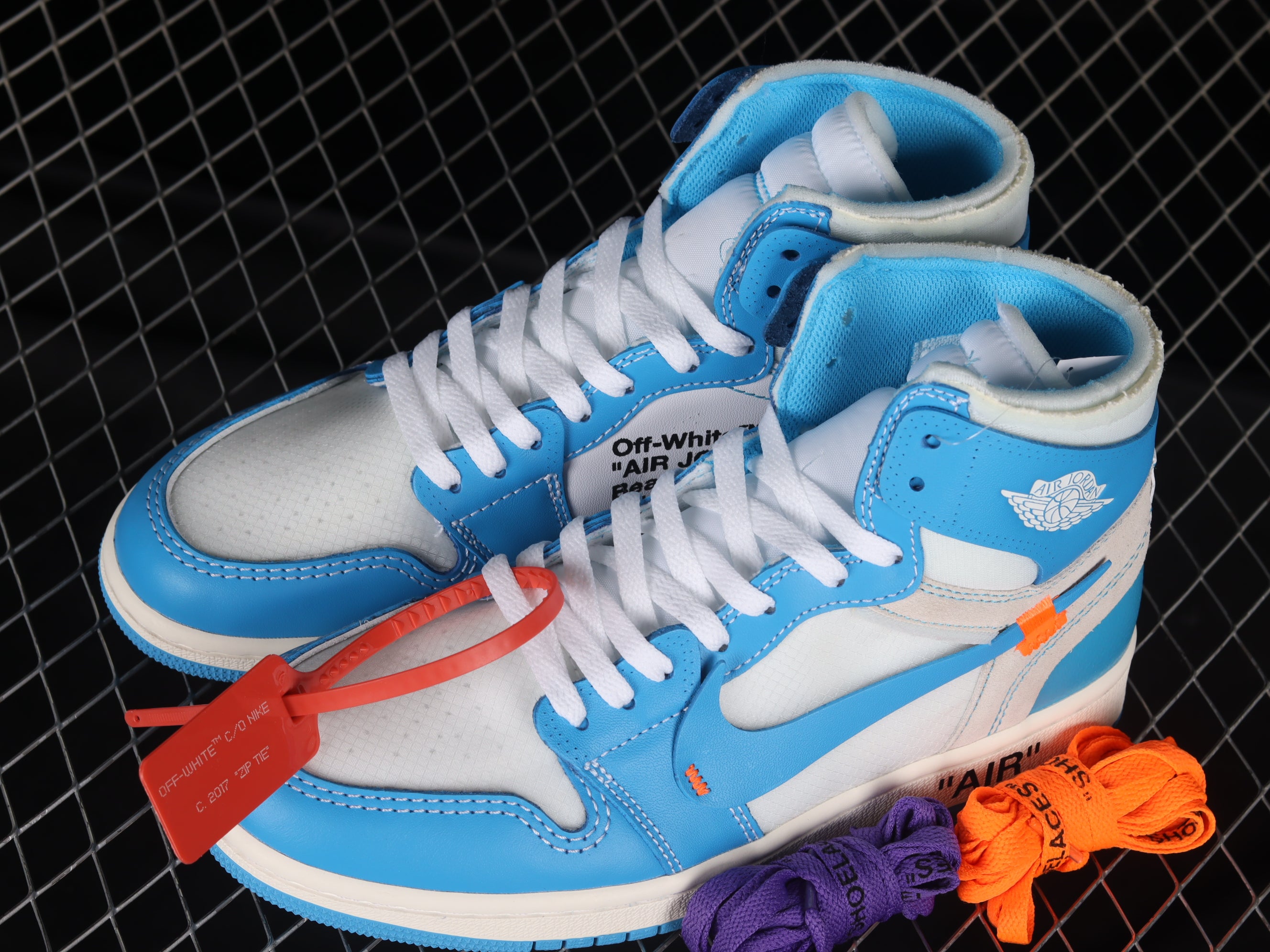Jordan 1 Off-White University Blue