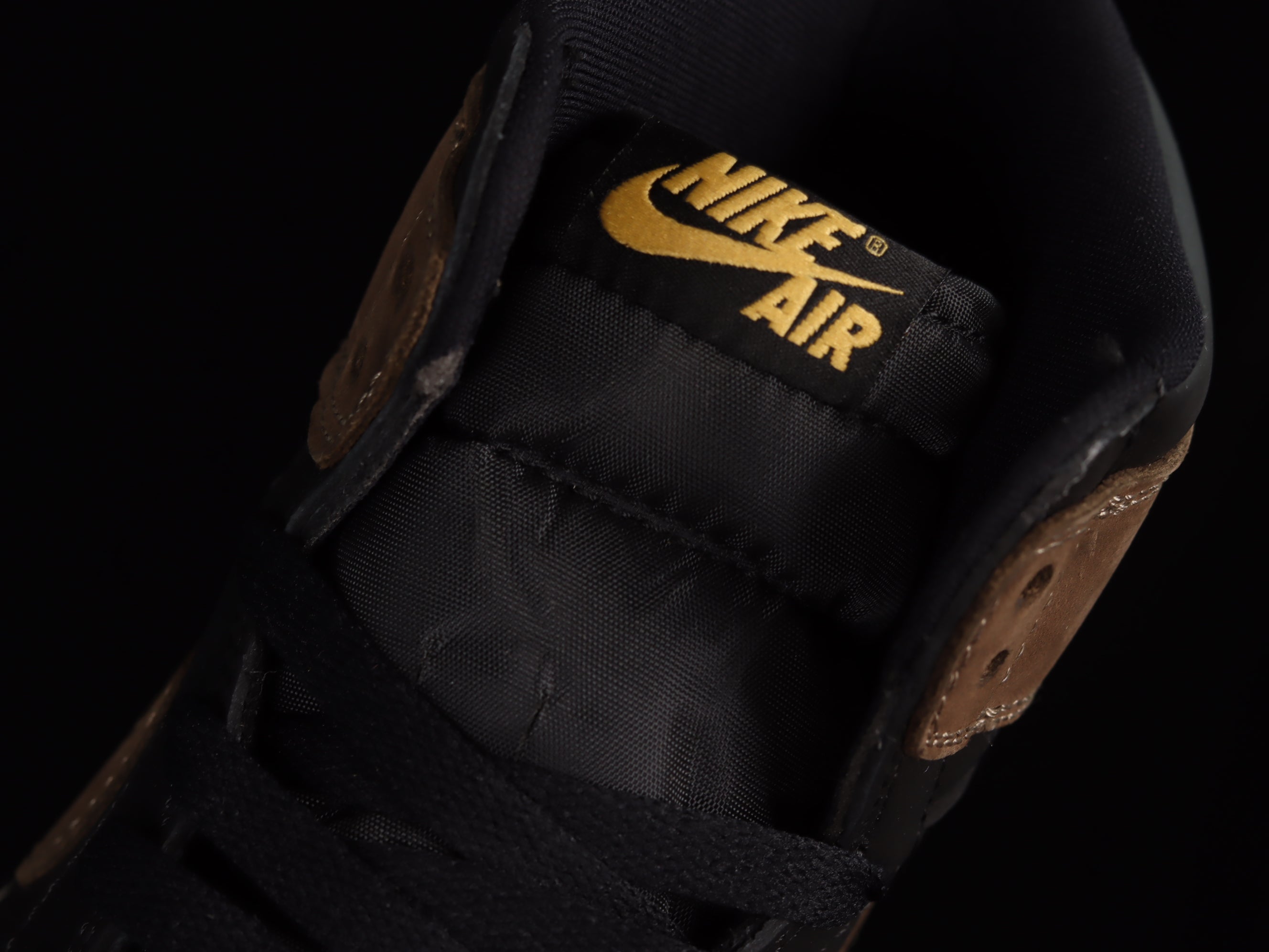 Jordan 1 Palomino