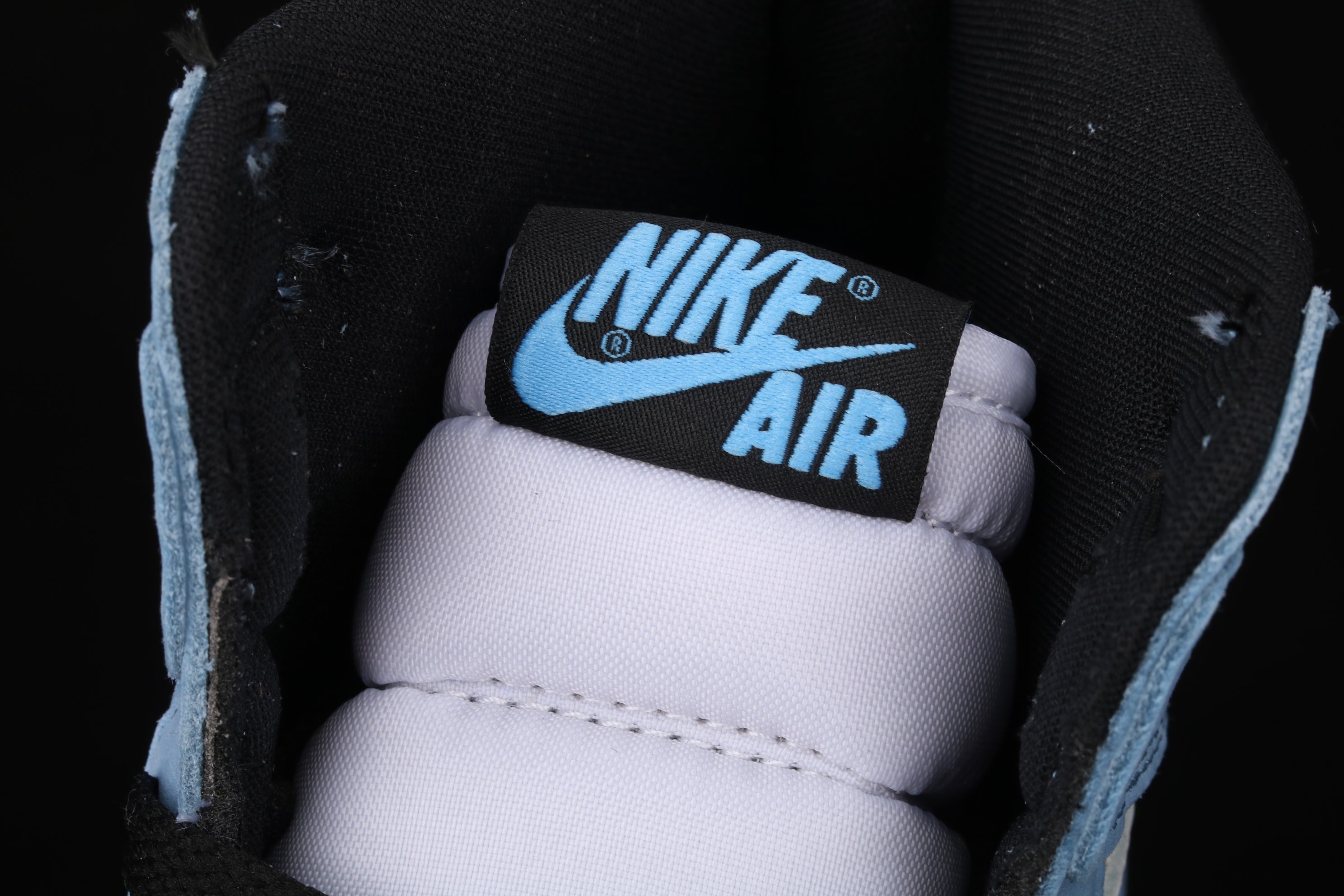 Jordan 1 University Blue