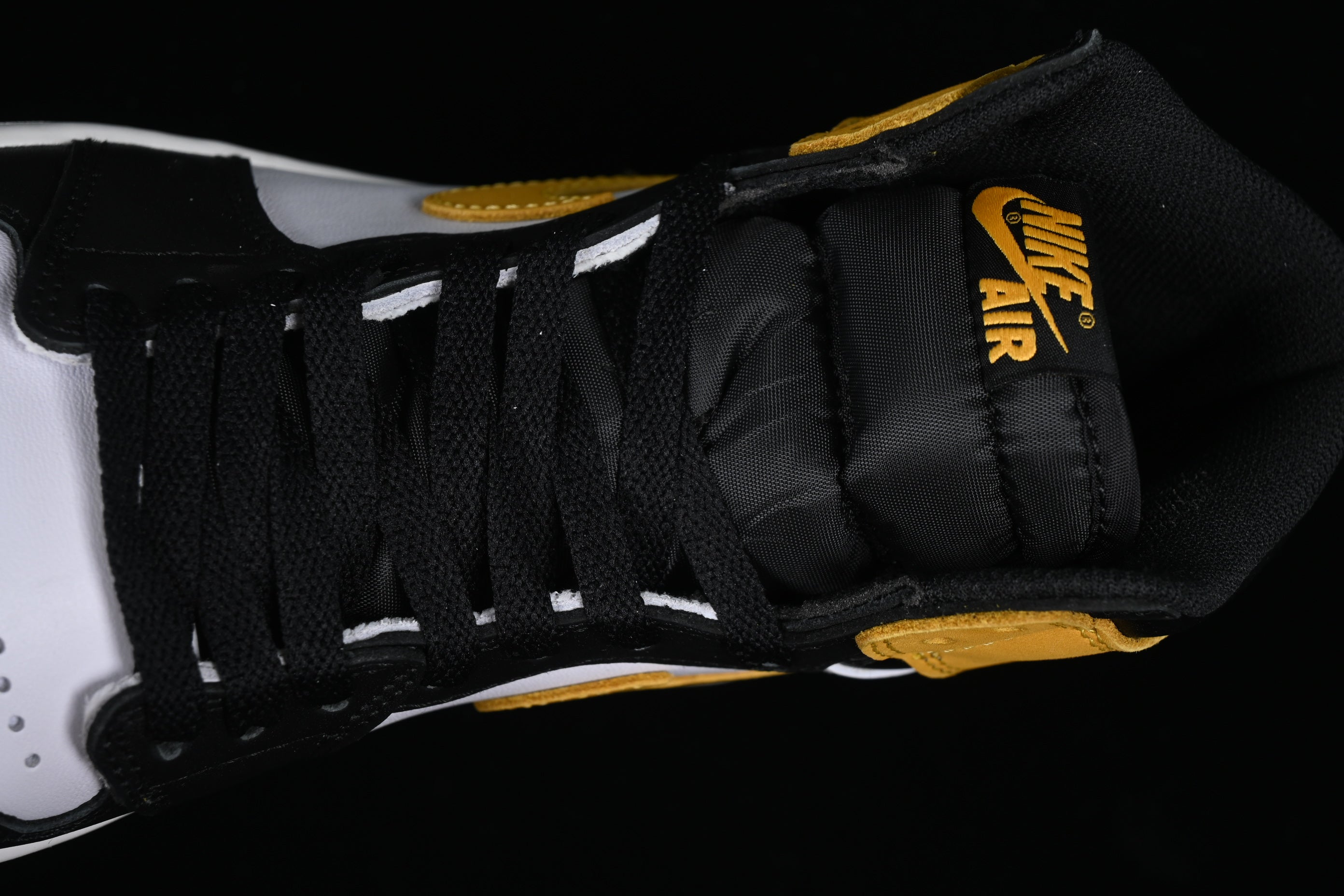 Jordan 1 Yellow Ochre