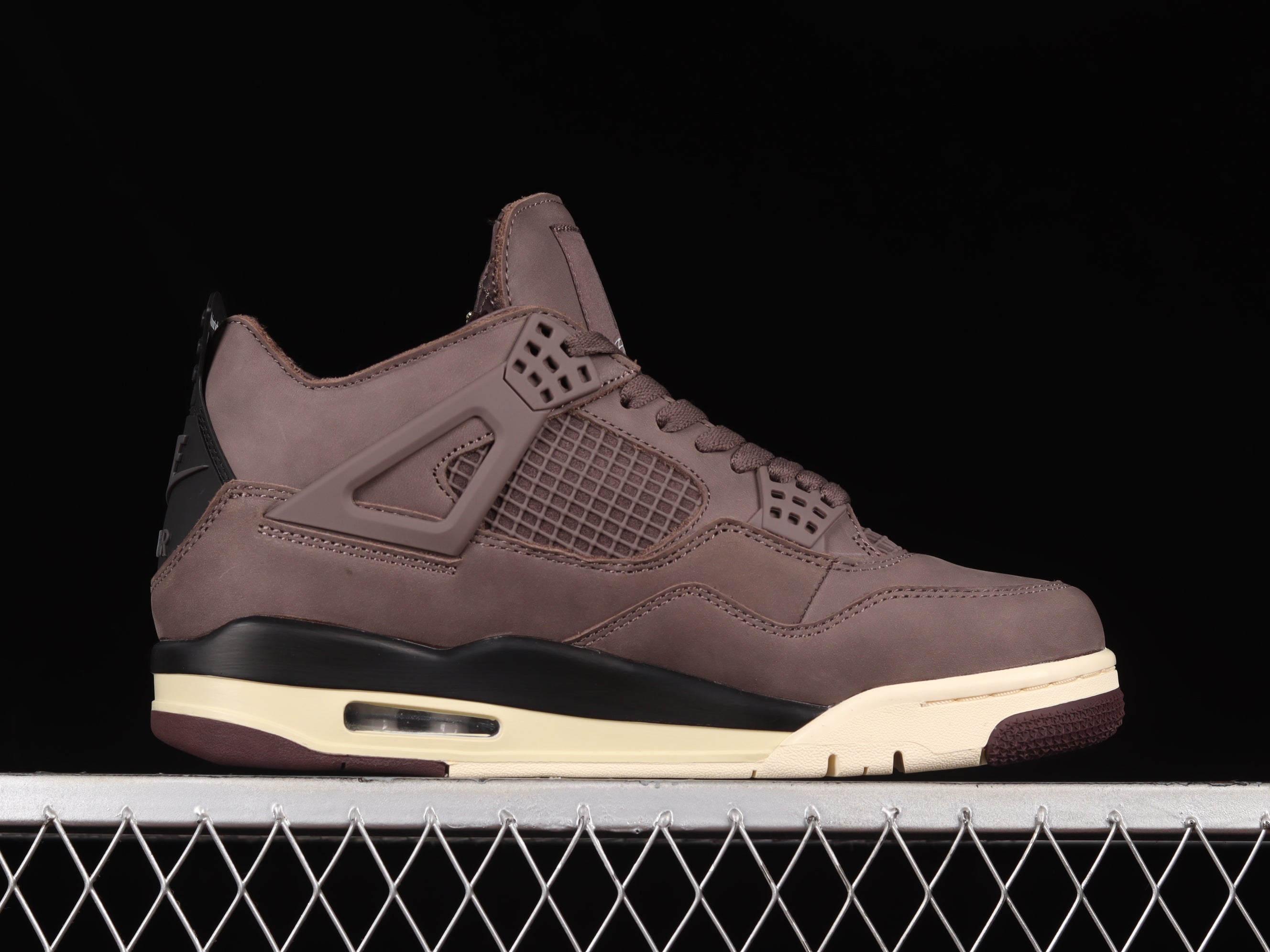 Jordan 4 A Ma Maniére Violet Ore