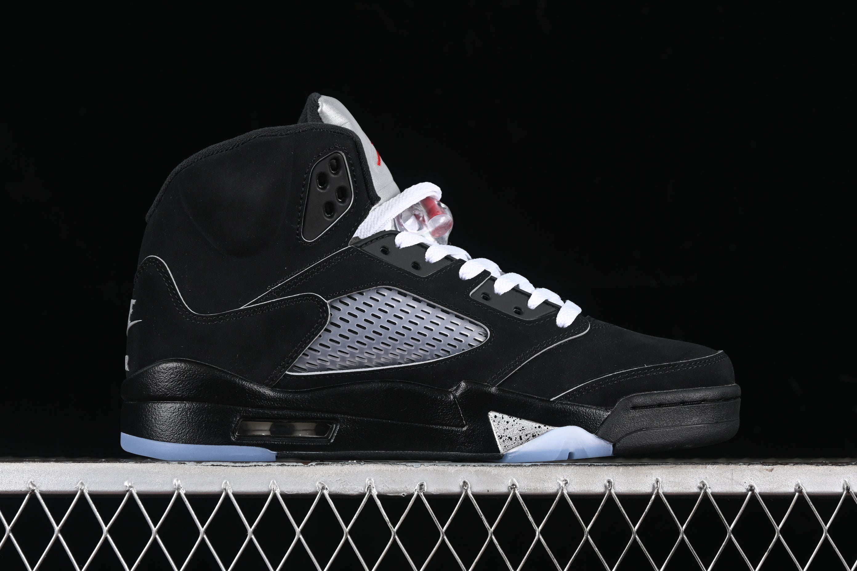 Jordan 5 Black Metallic Reimagined