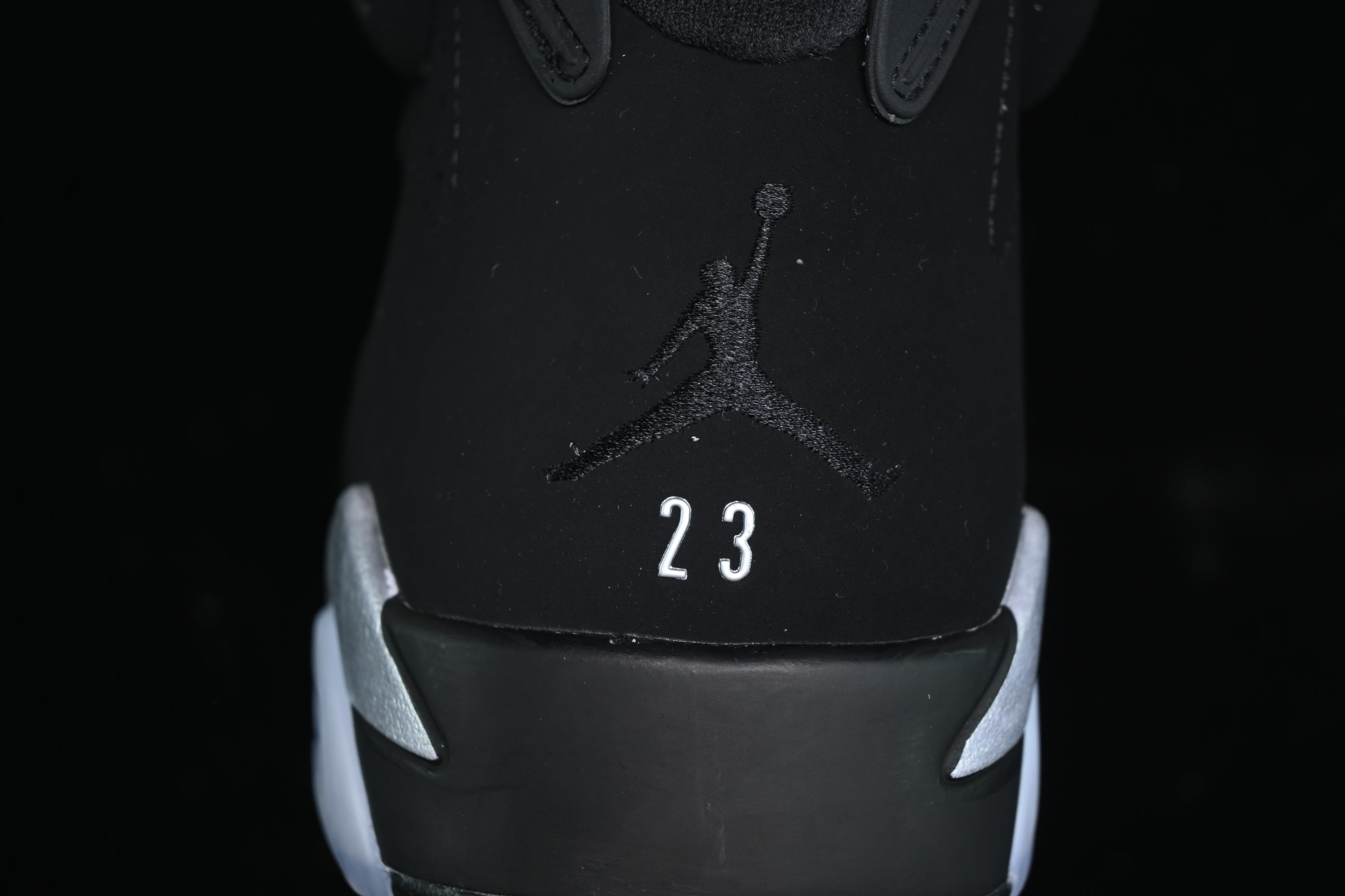 Jordan 6 Chrome