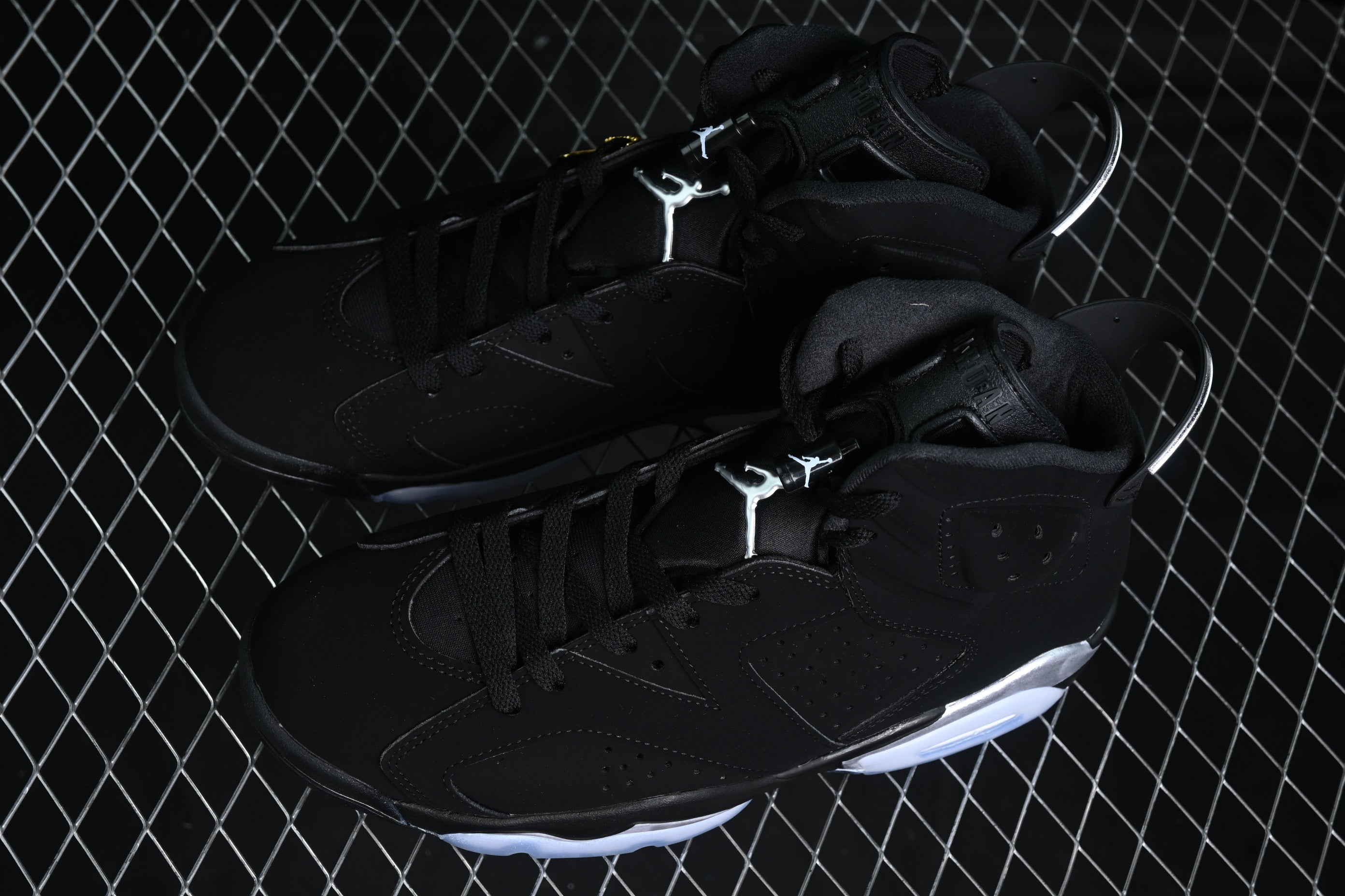 Jordan 6 Chrome