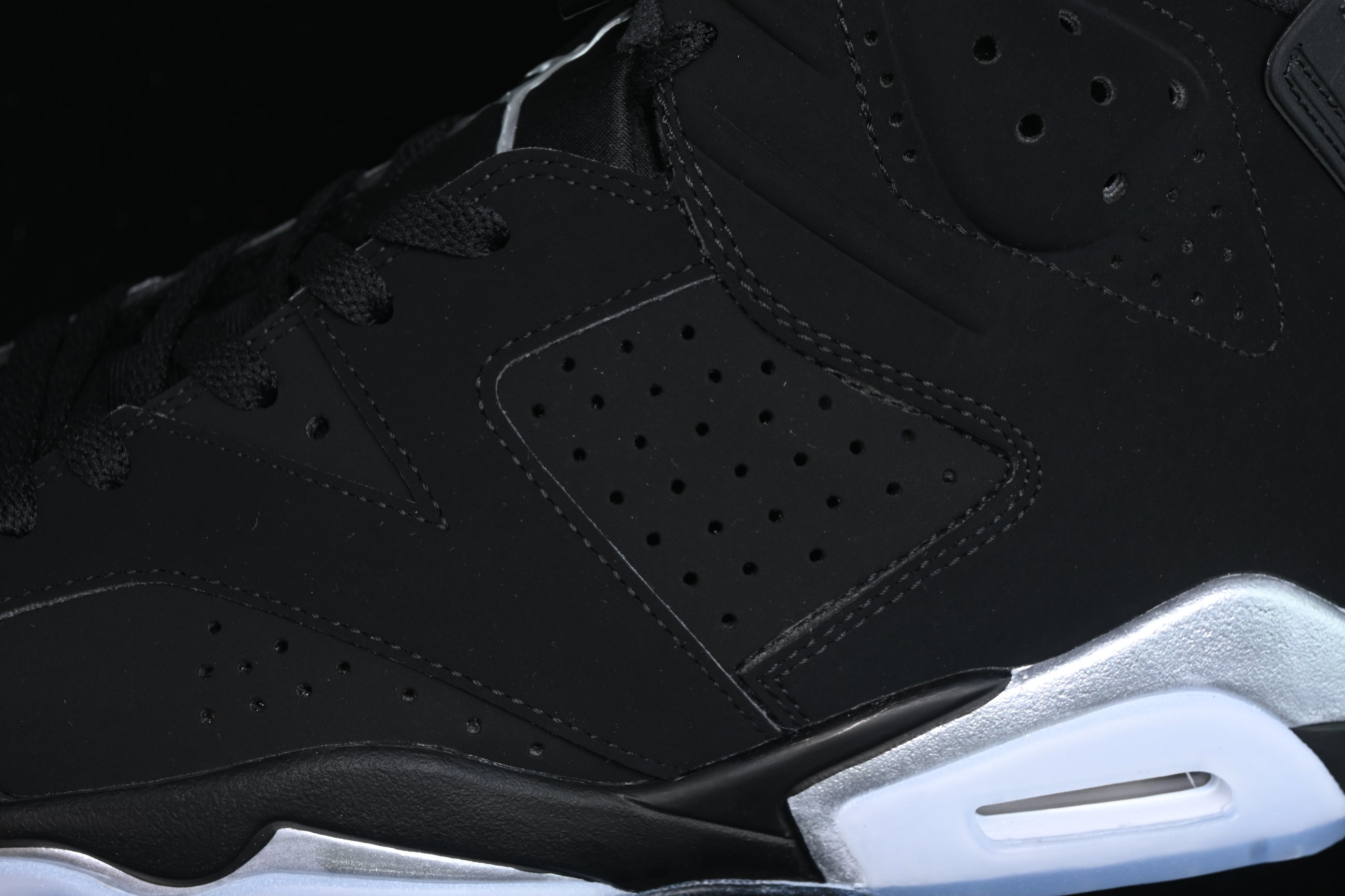 Jordan 6 Chrome