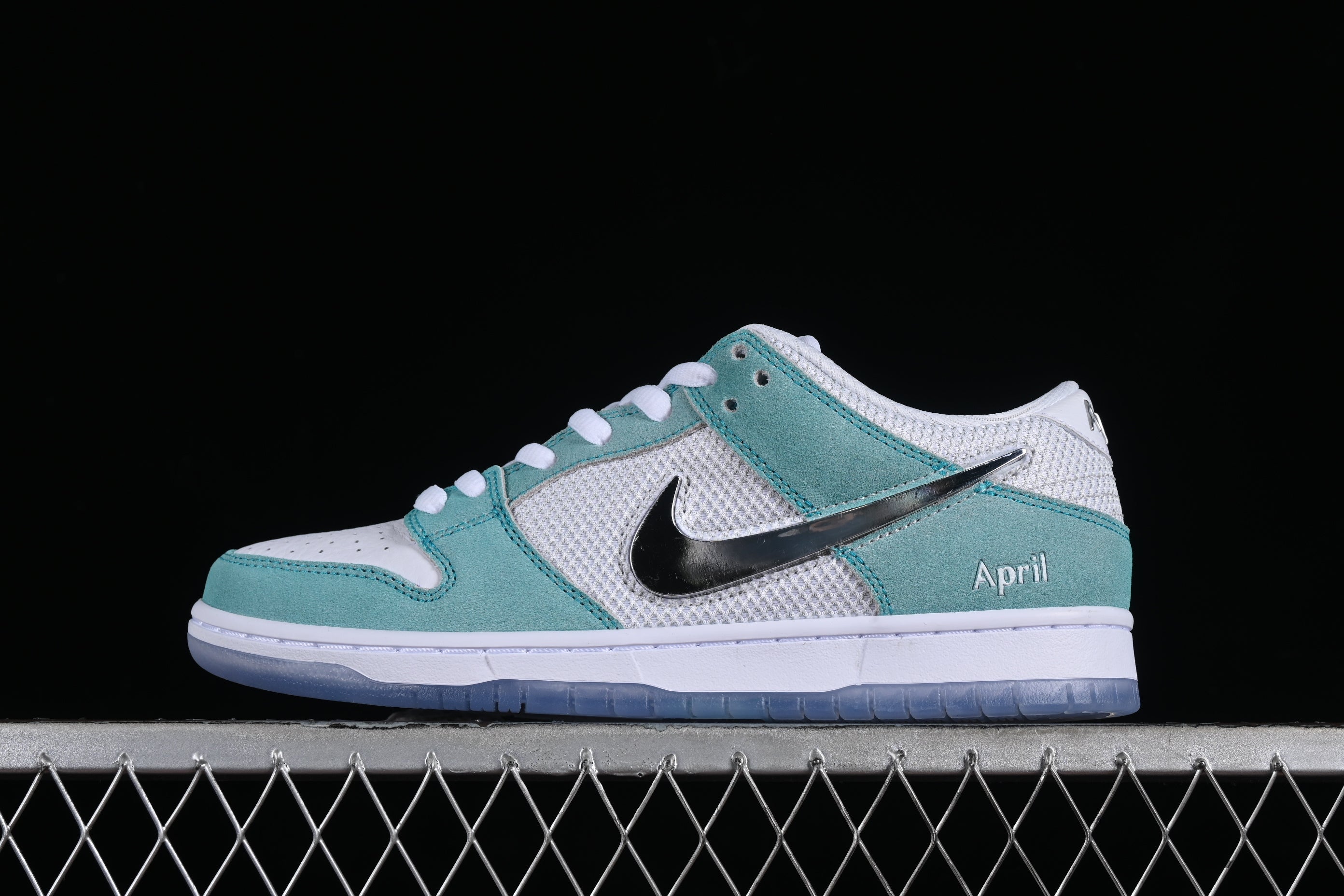 Nike SB Dunk April Skateboards