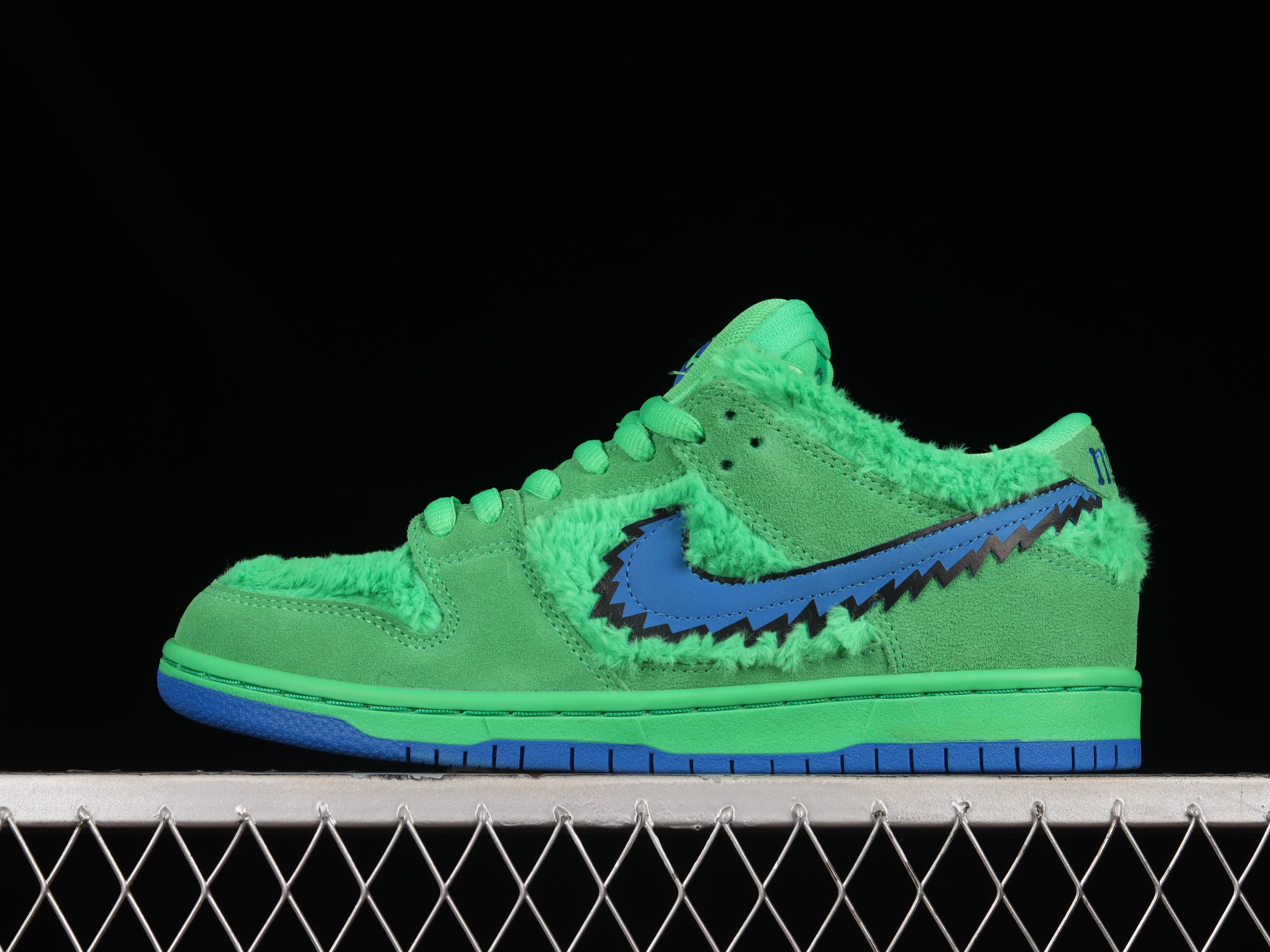 Nike SB Dunk Grateful Dead Bears Green