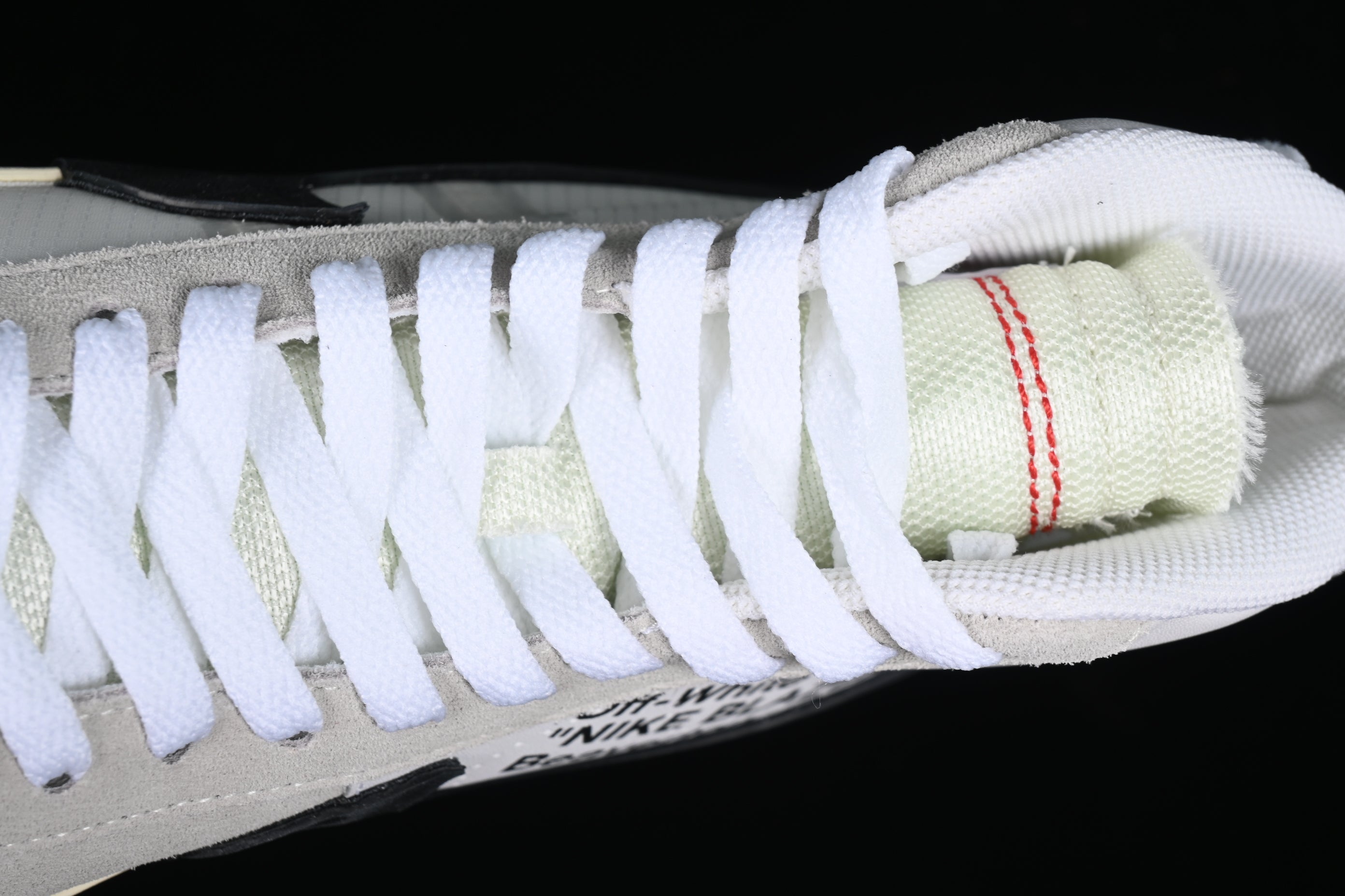 Nike Blazer Mid Off-White