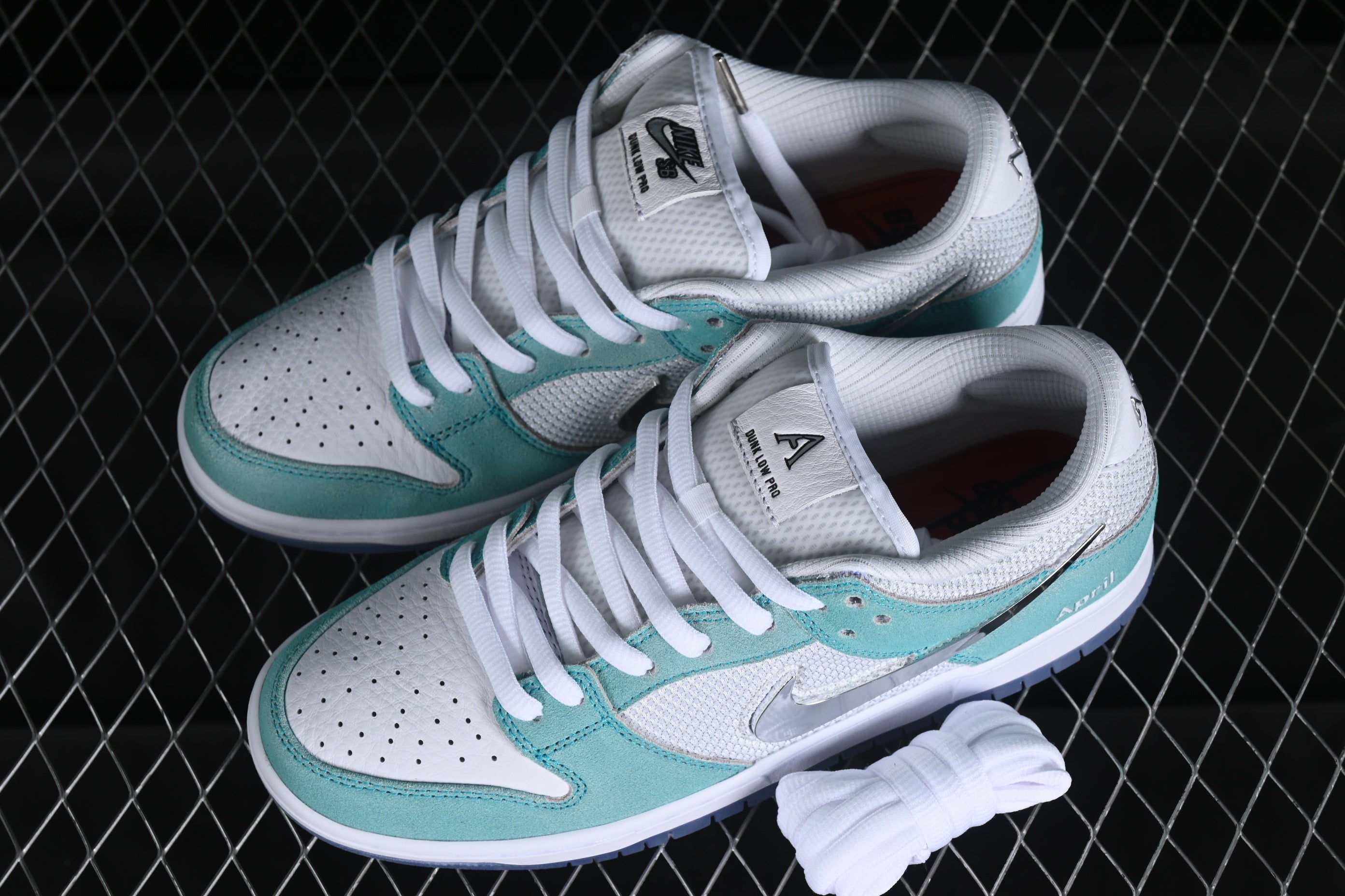 Nike SB Dunk April Skateboards