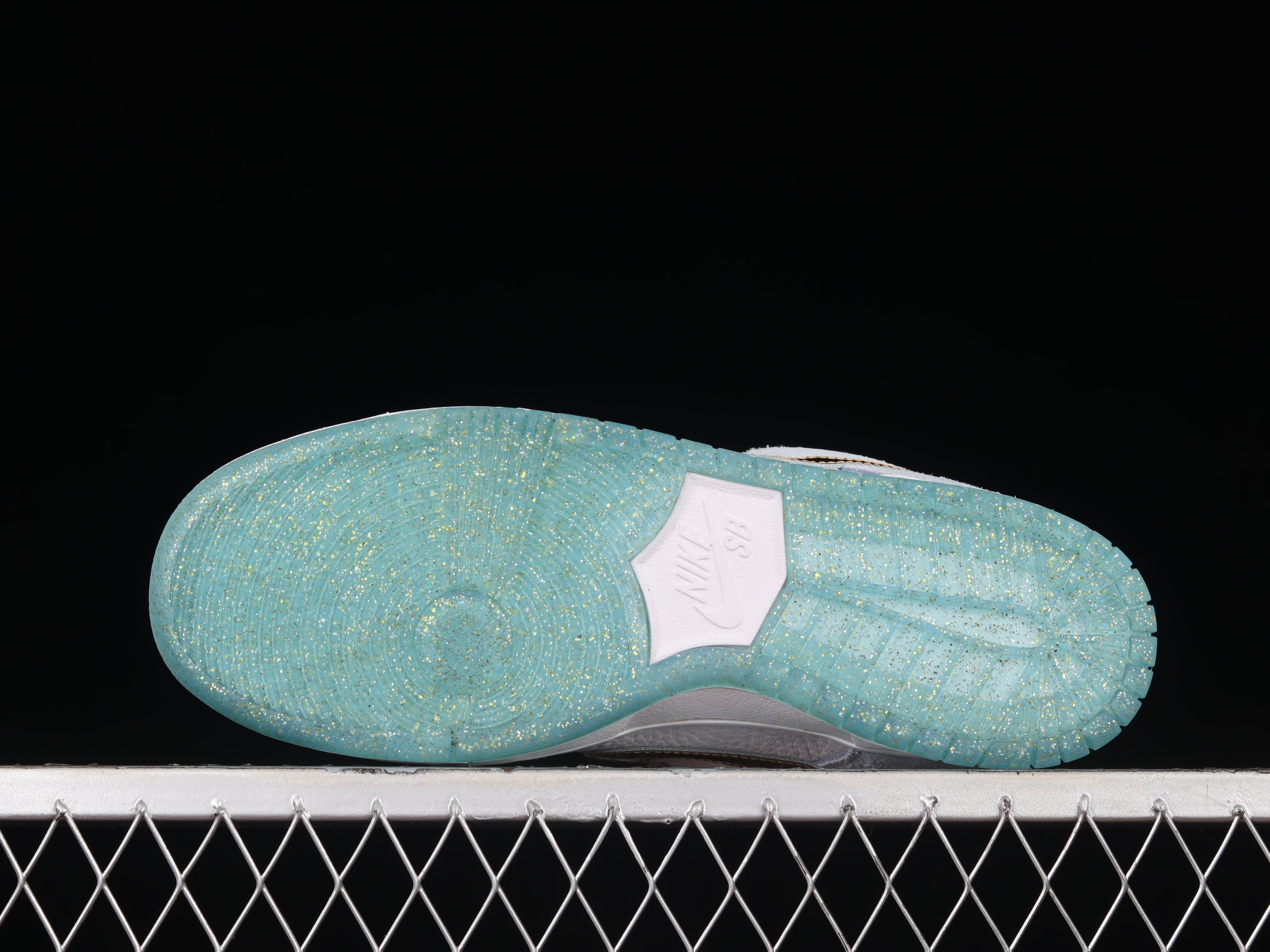 Nike SB Dunk Sean Cliver