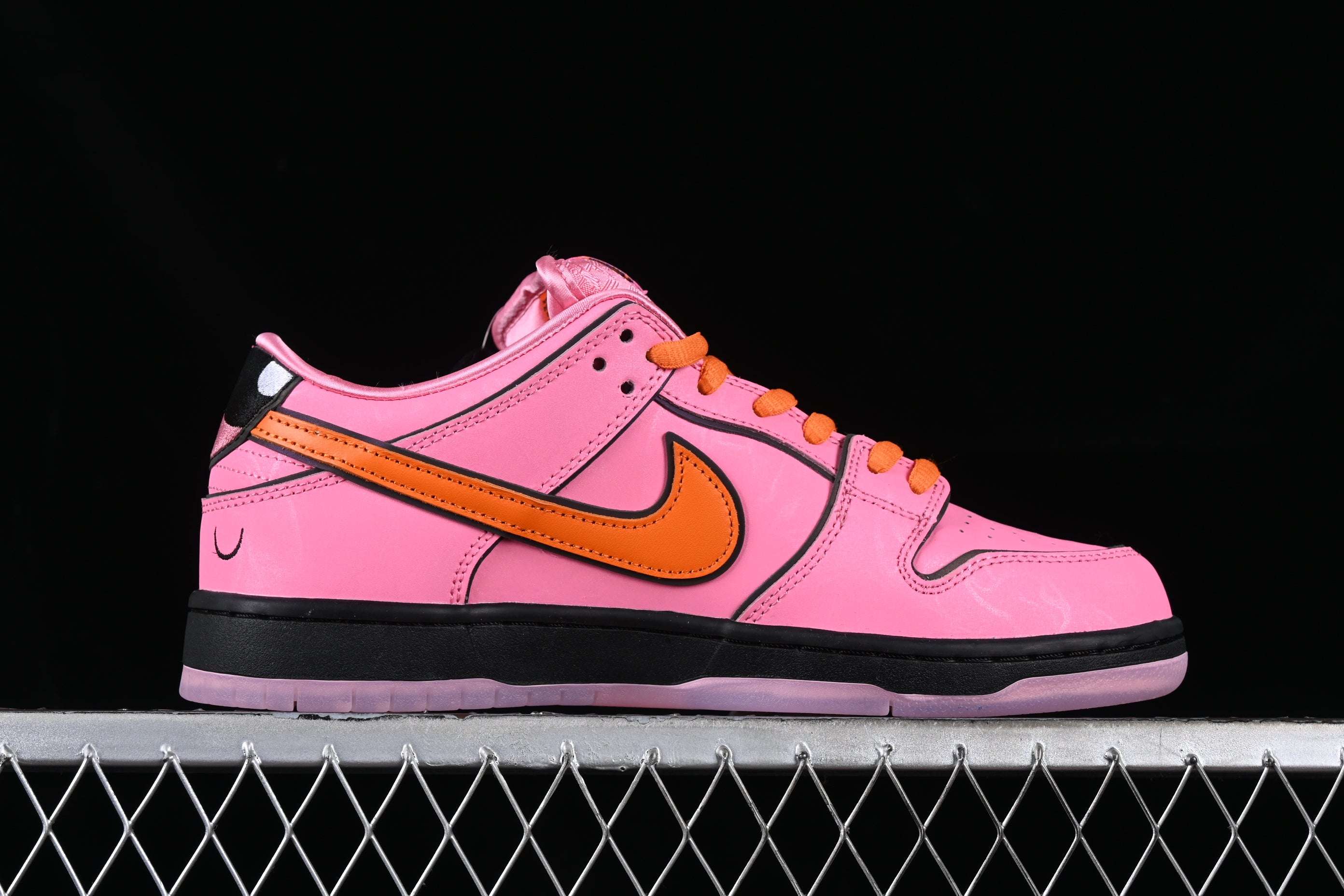 Nike SB Dunk The Powerpuff Girls Blossom