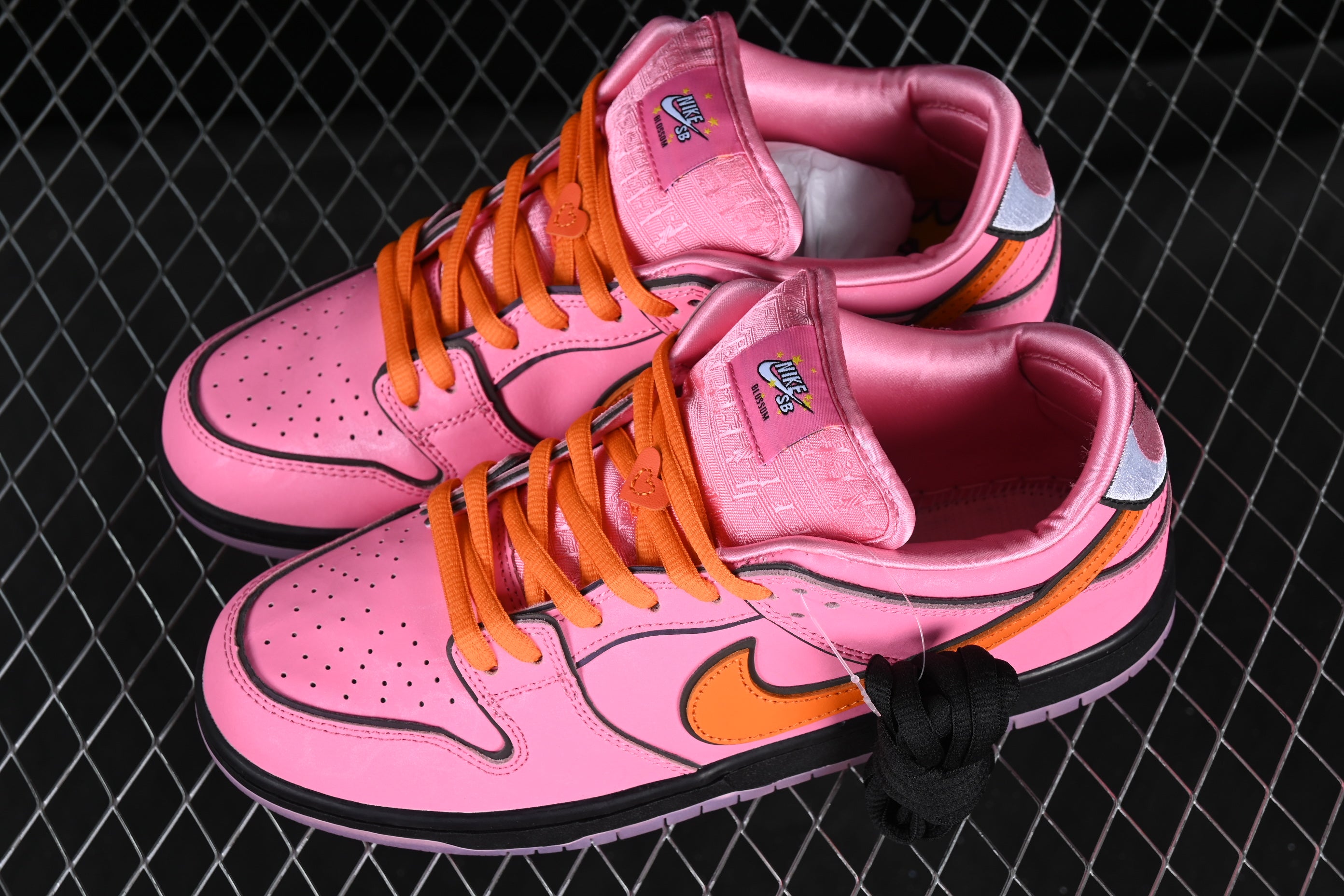 Nike SB Dunk The Powerpuff Girls Blossom