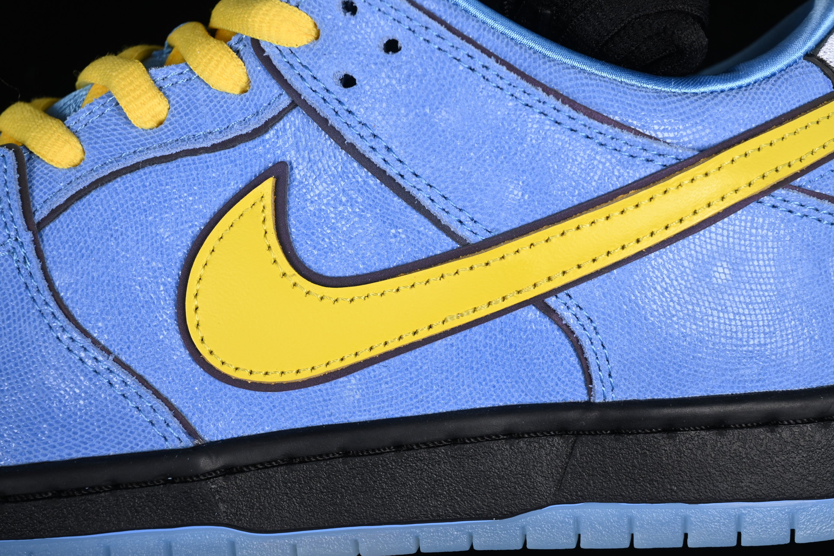 Nike SB Dunk The Powerpuff Girls Bubbles