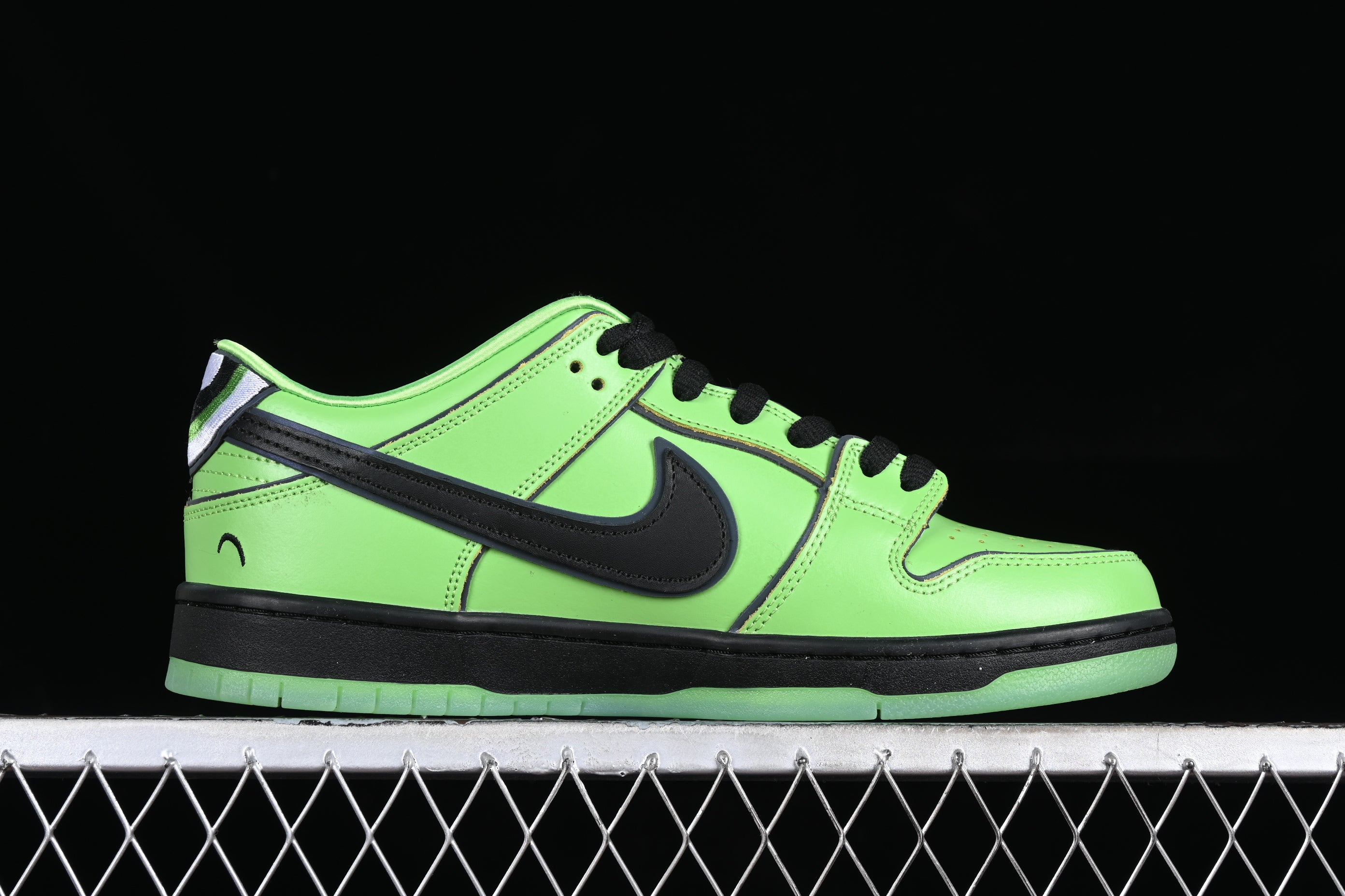 Nike SB Dunk The Powerpuff Girls Buttercup