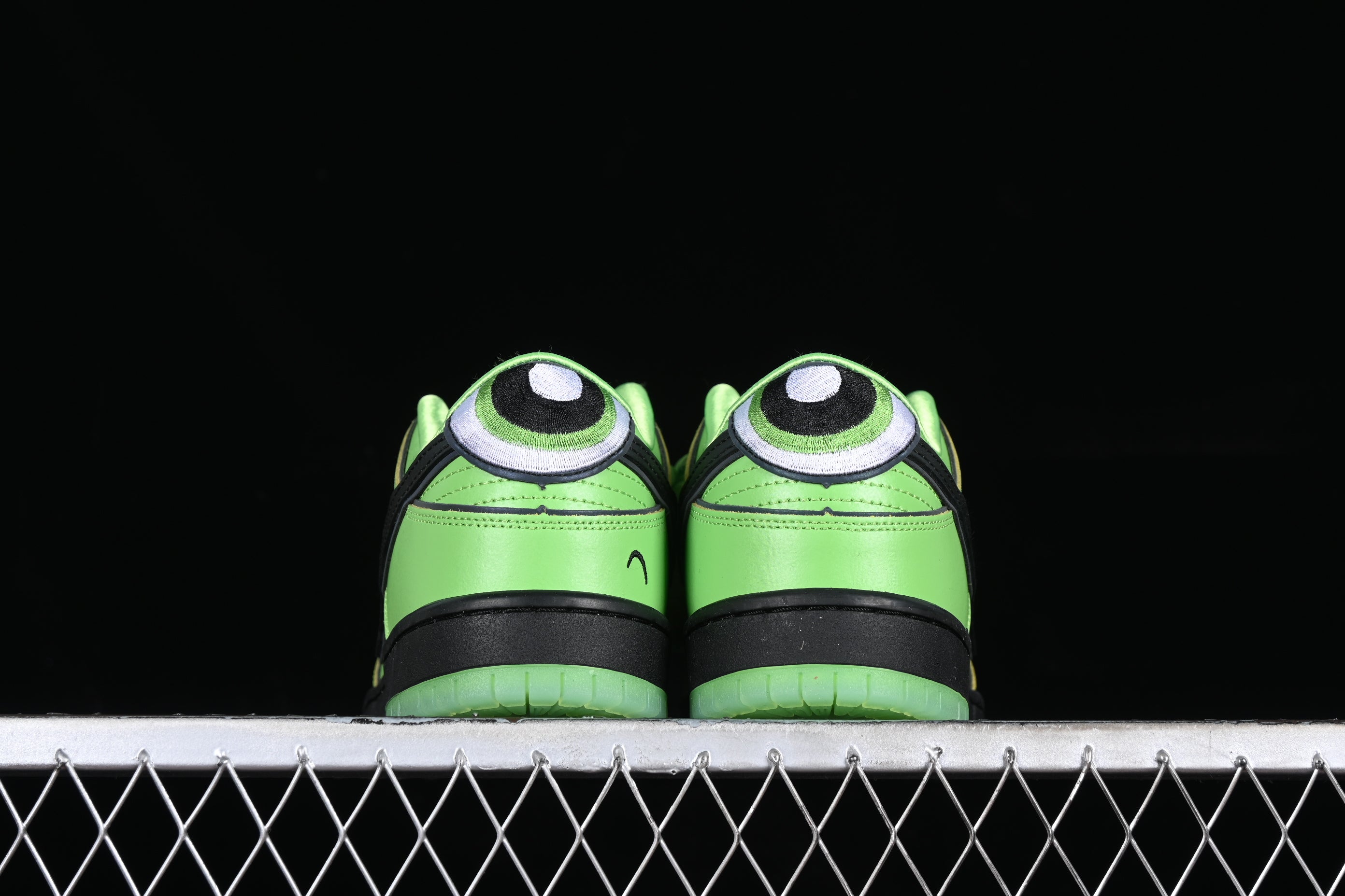 Nike SB Dunk The Powerpuff Girls Buttercup