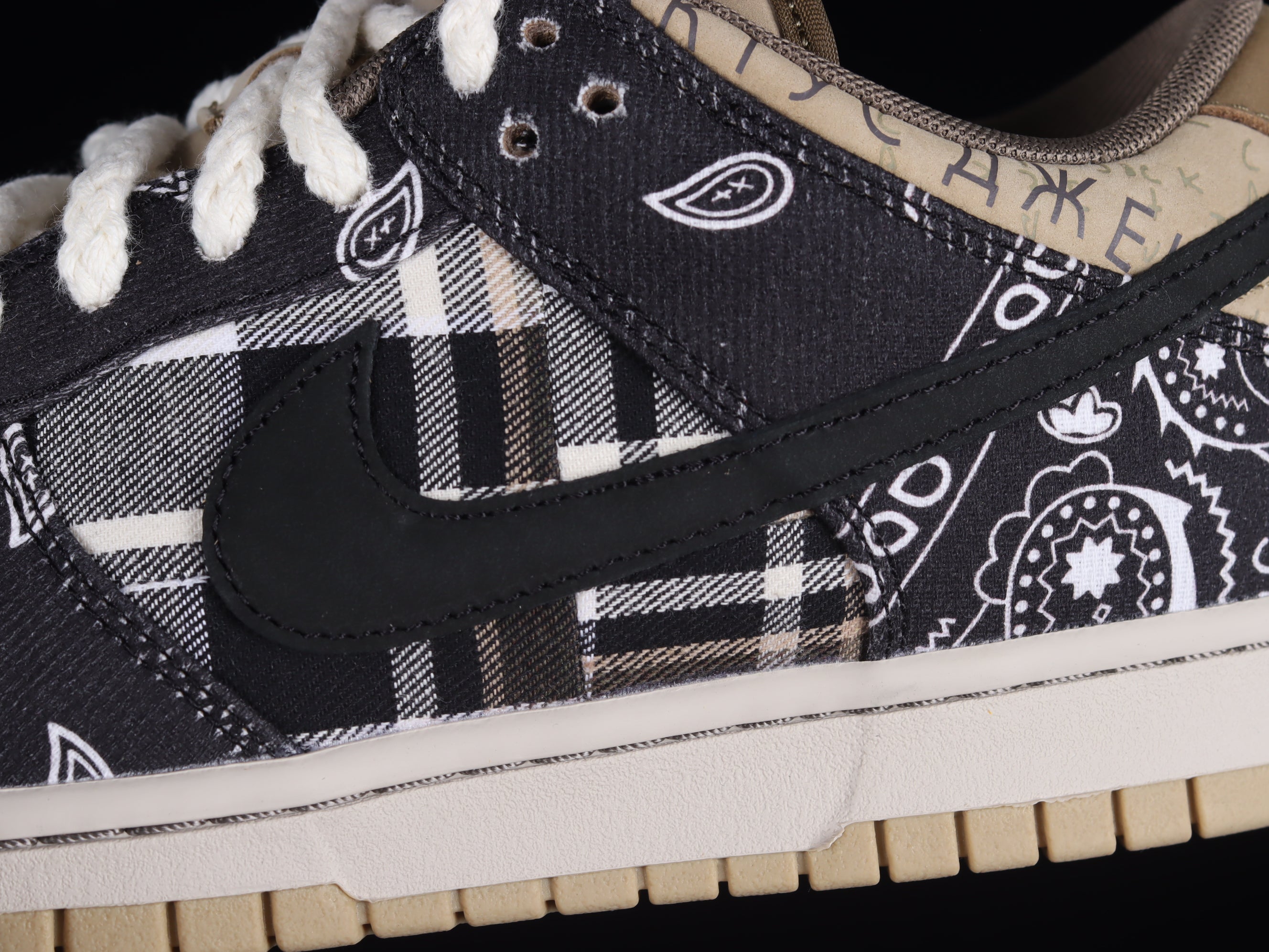 Nike SB Dunk Travis Scott